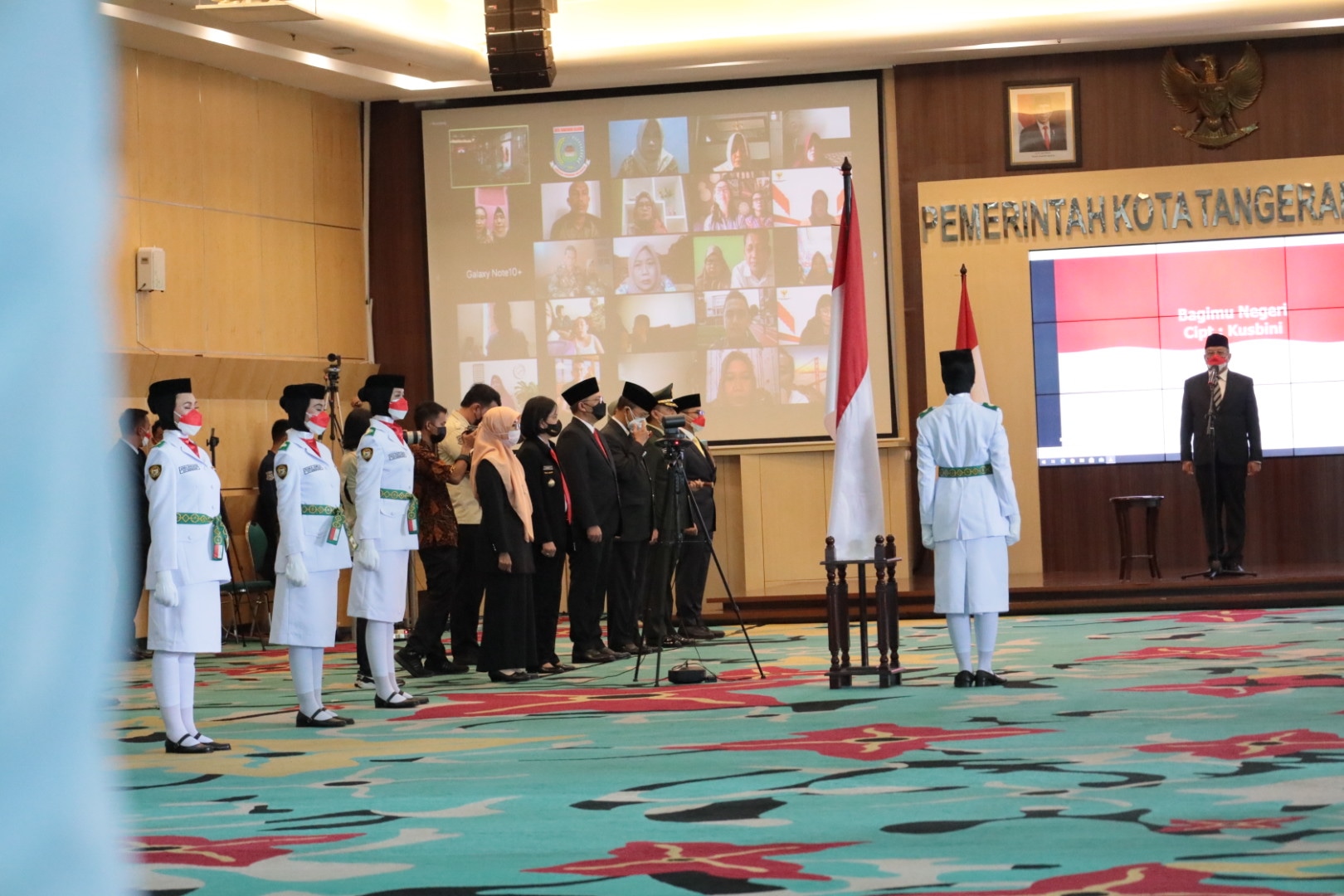 Gambar 2