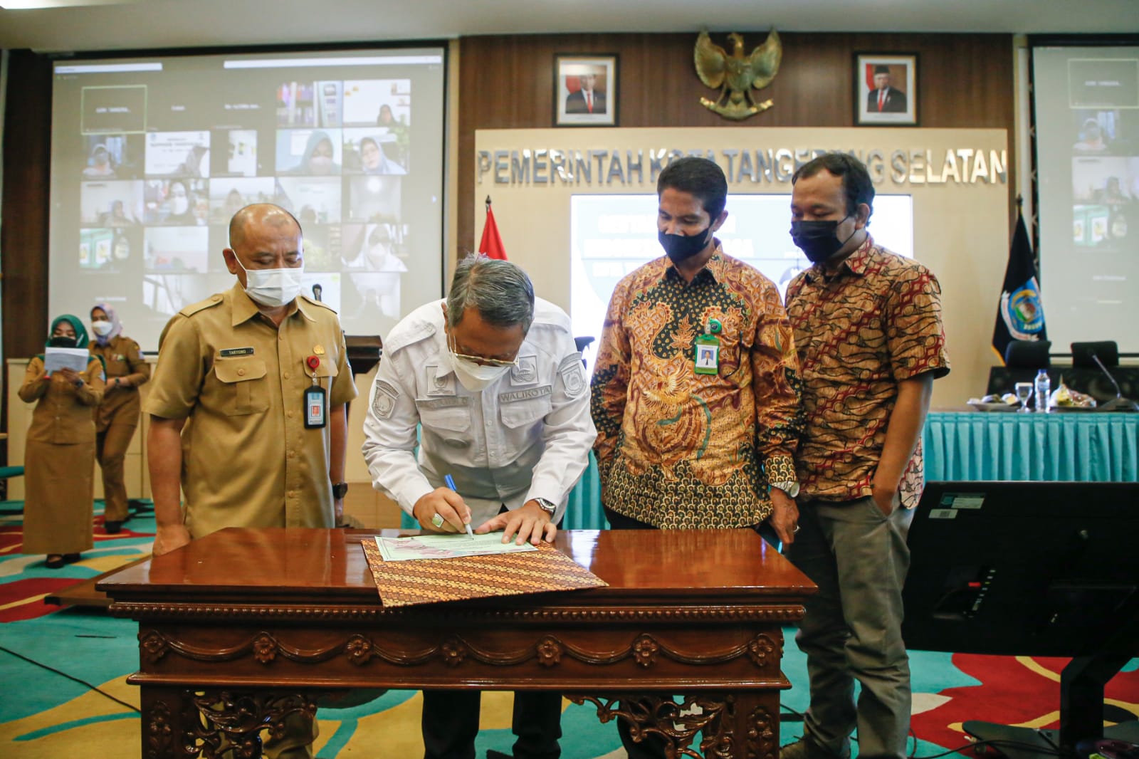 Gambar 2