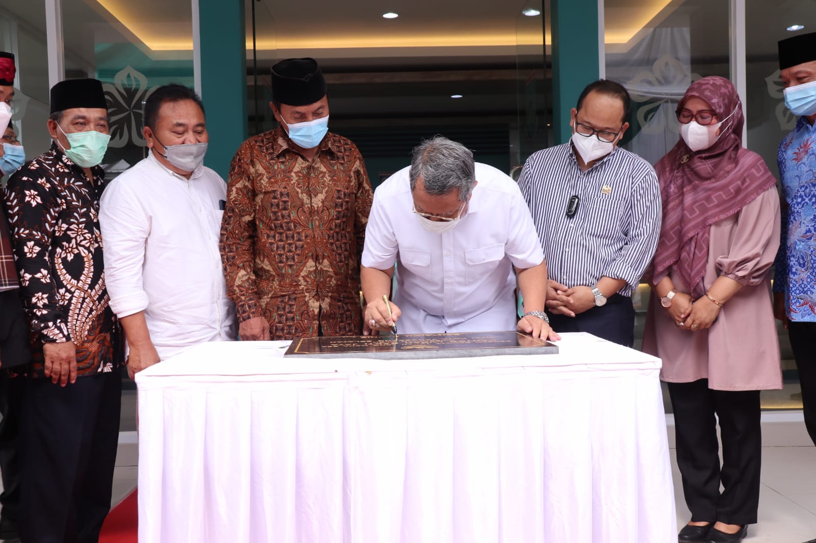Gambar 2