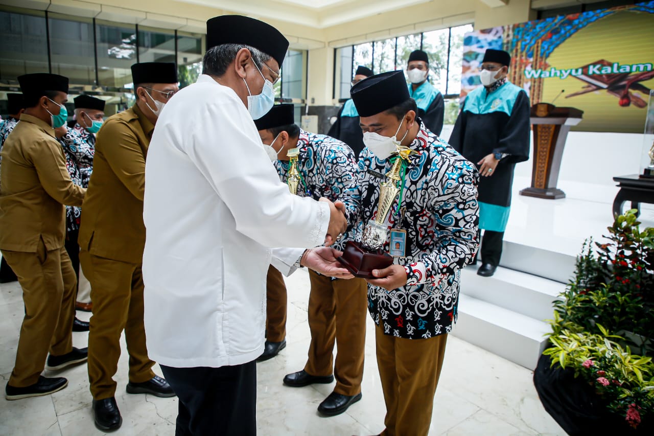 Gambar 2