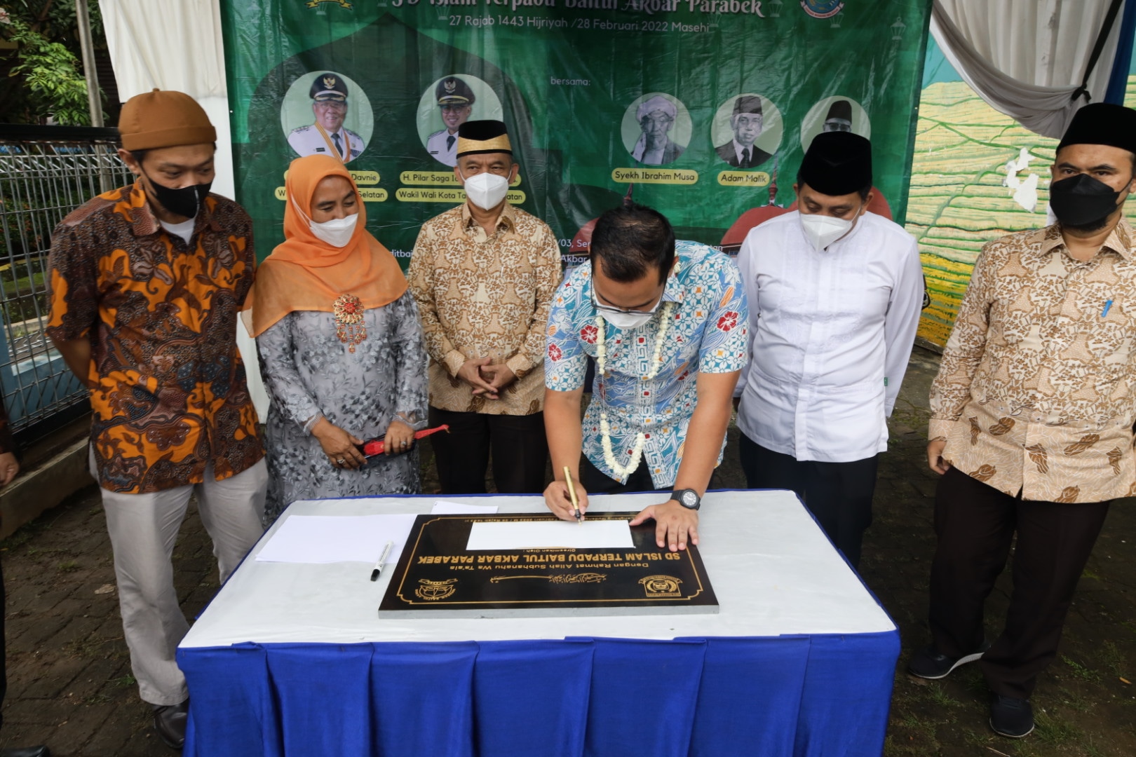 Gambar 2