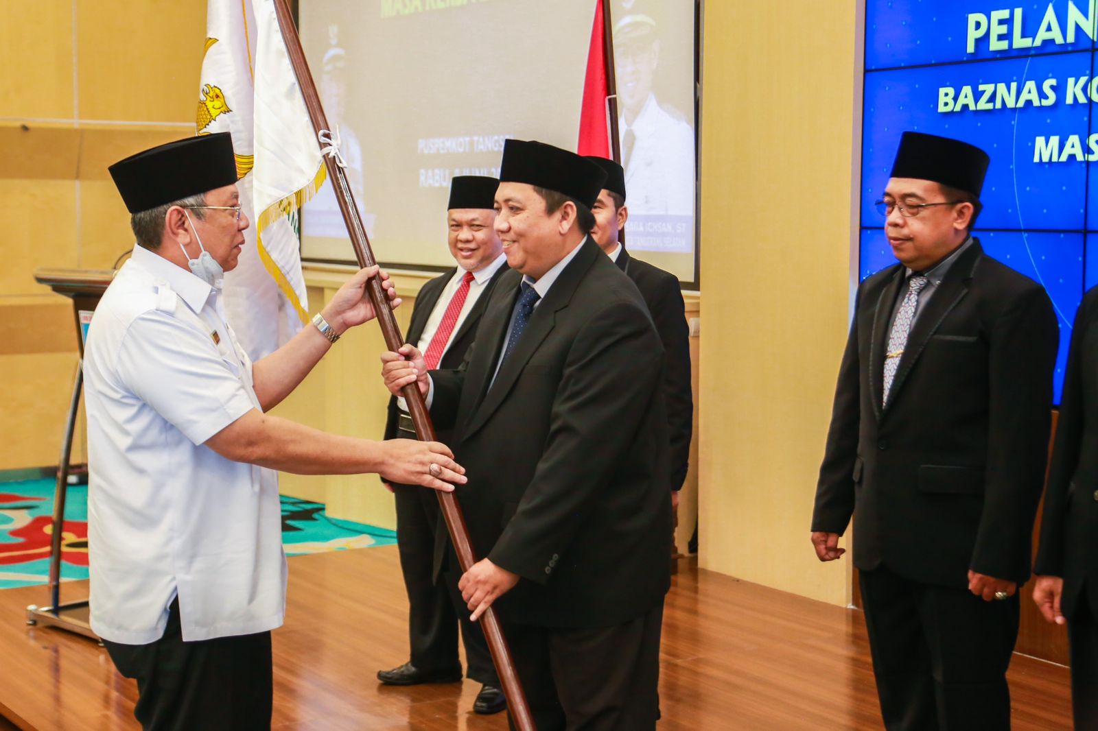 Gambar 2