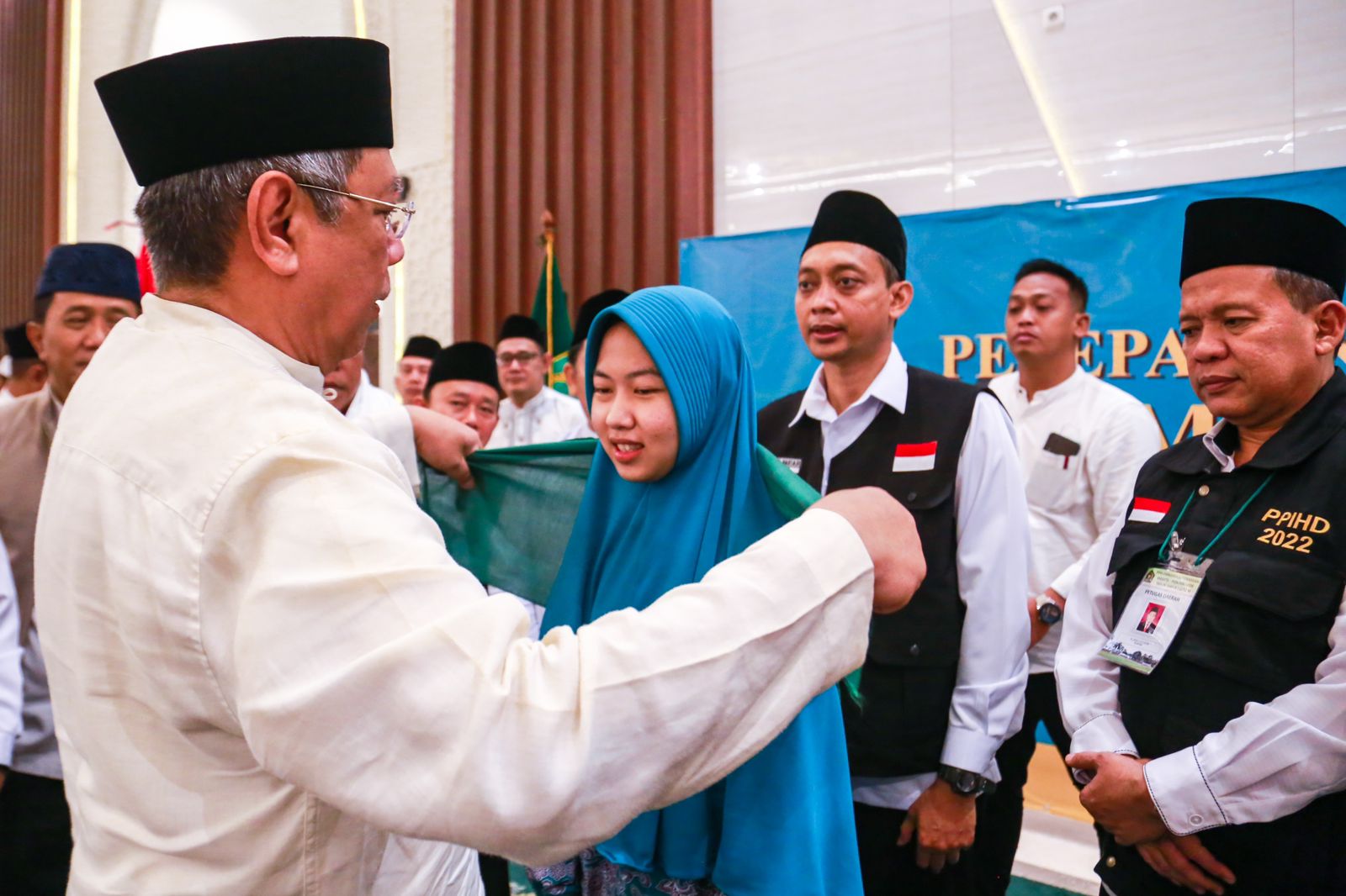 Gambar 2