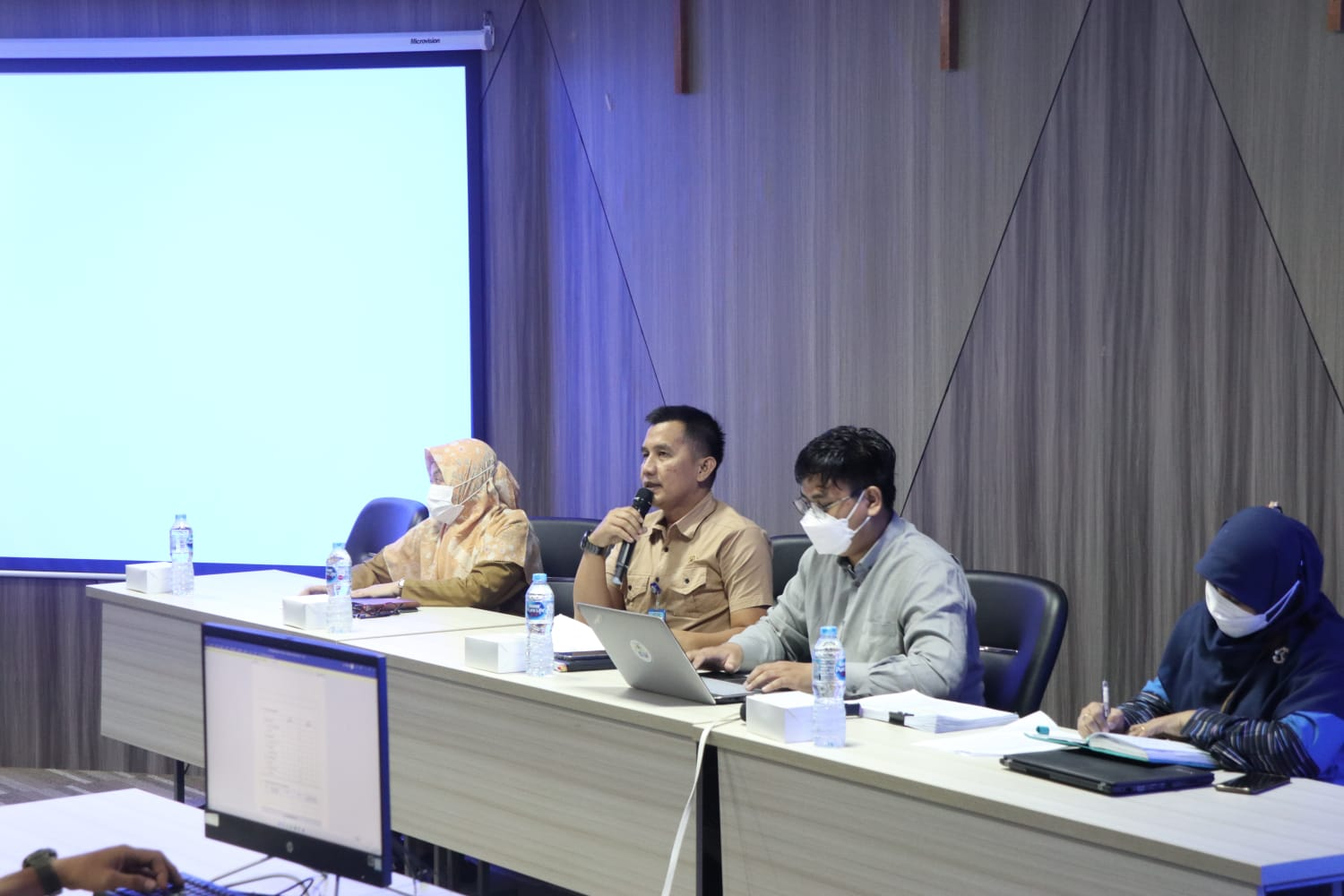 Gambar 2