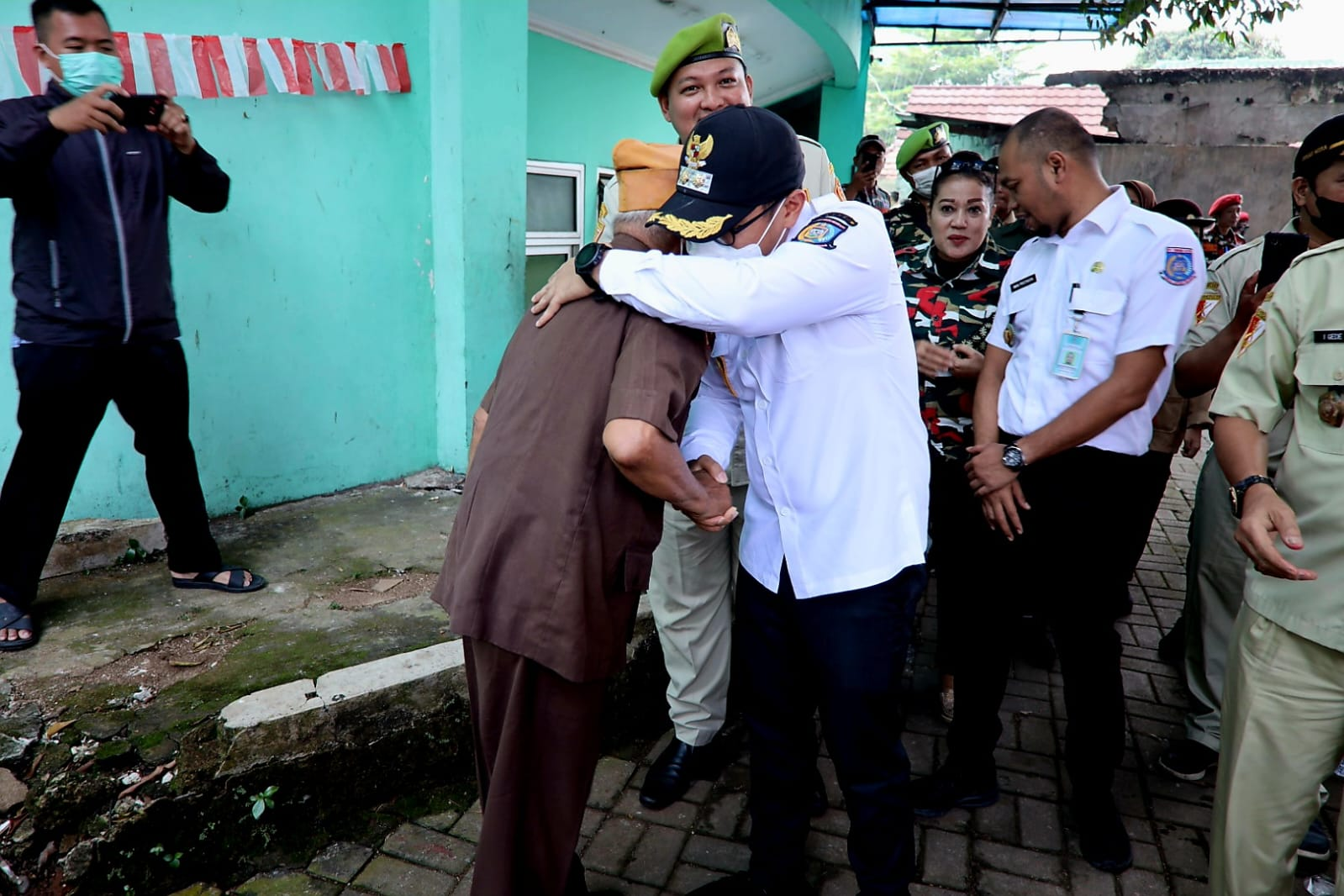 Gambar 2
