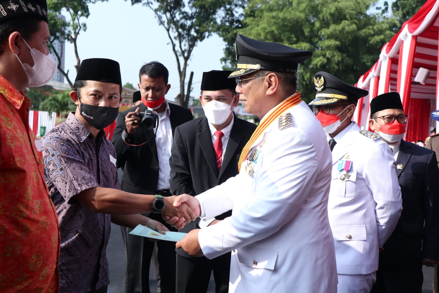 Gambar 2