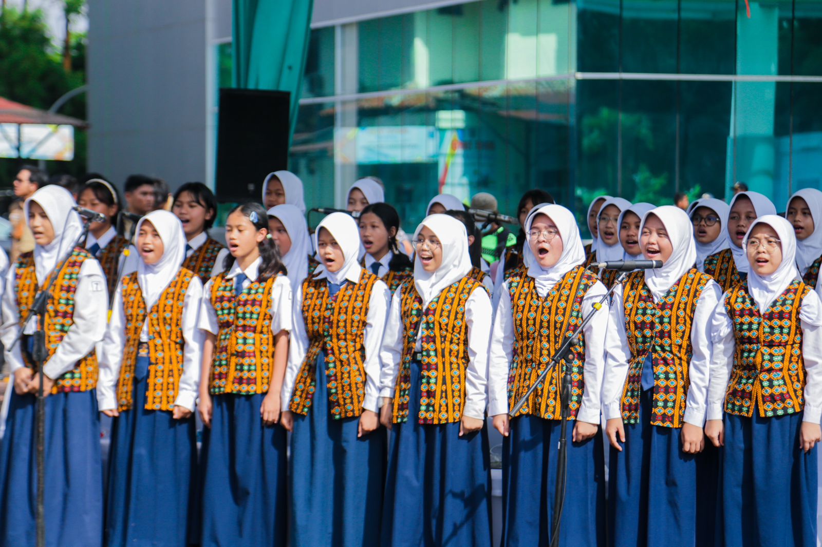Gambar 2