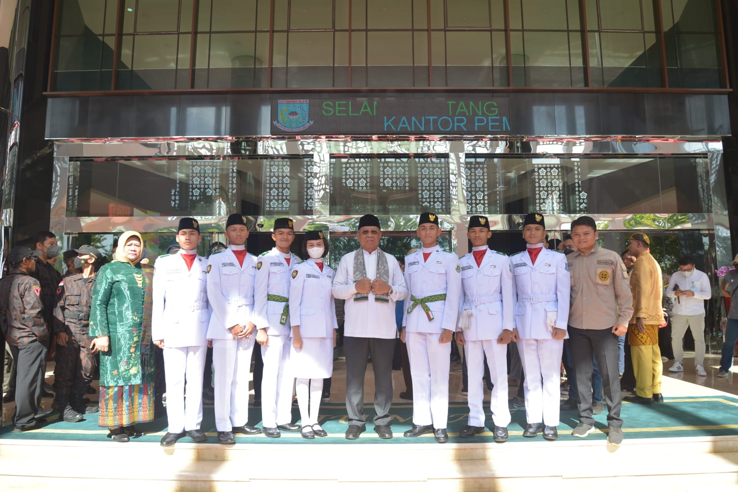 Gambar 2