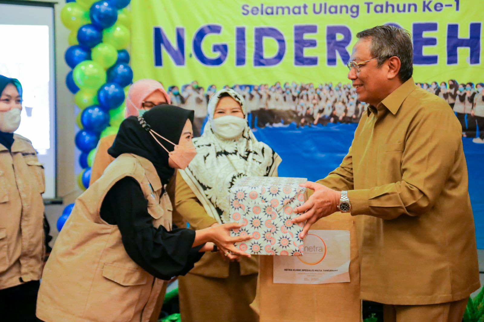 Gambar 2