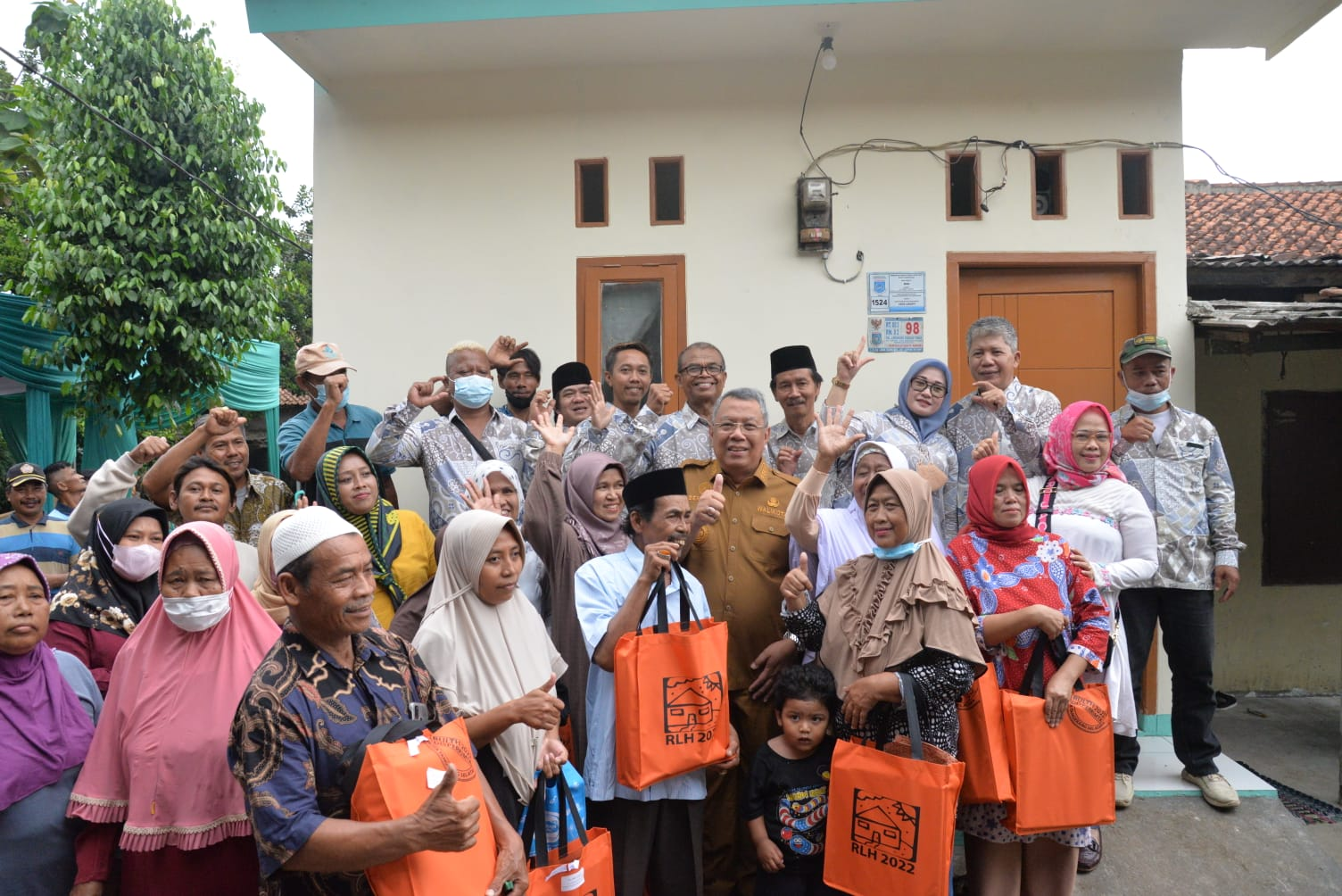 Gambar 2