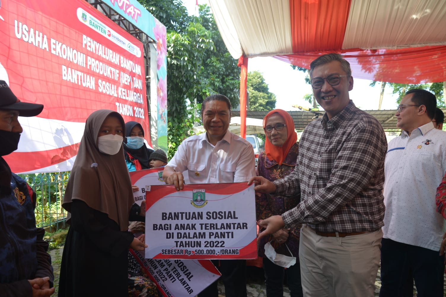 Gambar 1