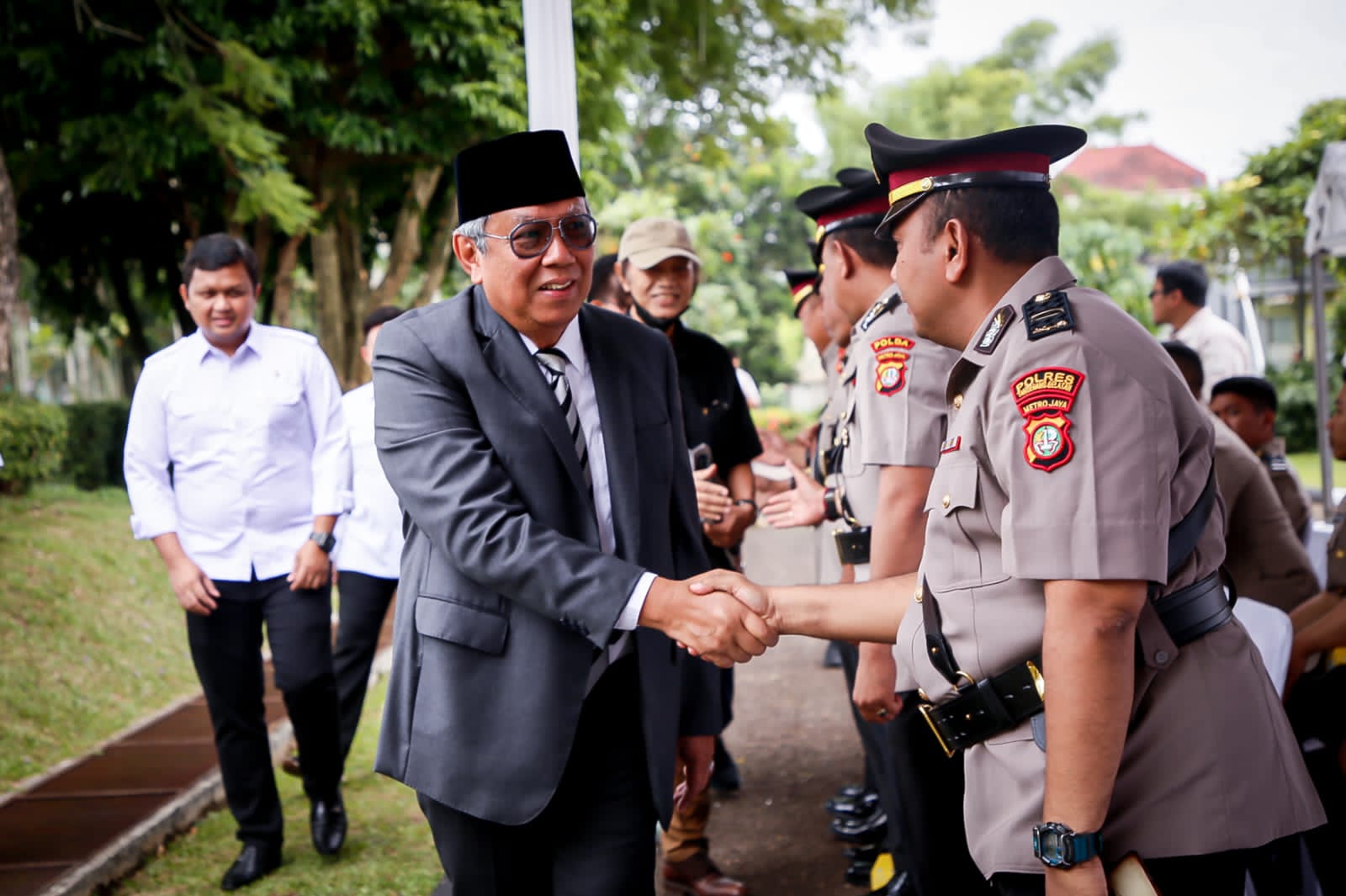 Gambar 2