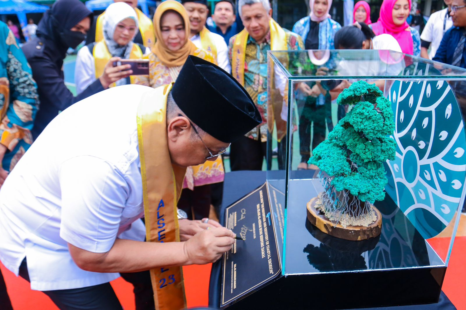 Gambar 1