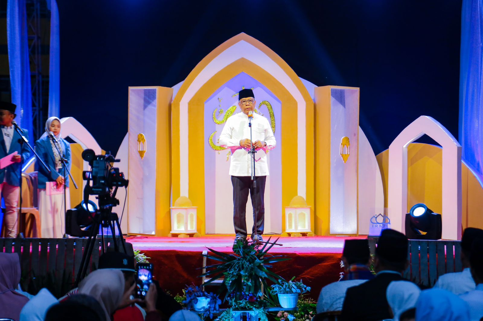 Gambar 2