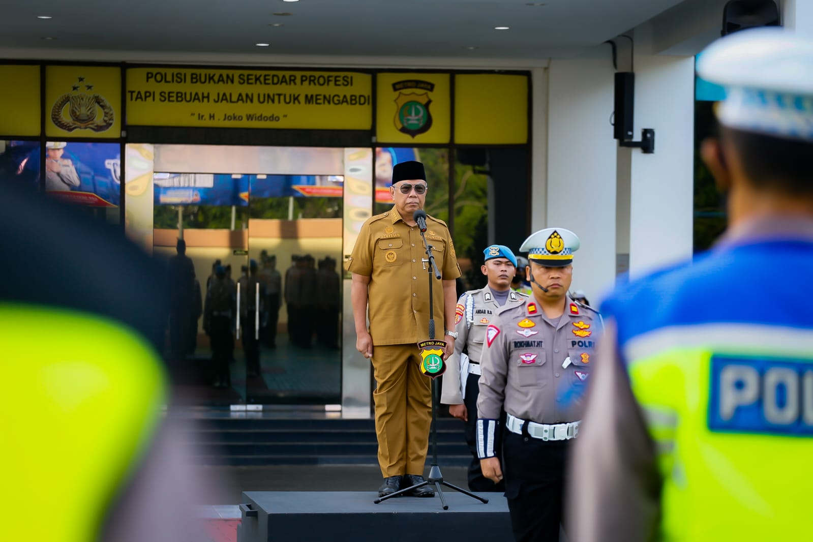 Gambar 2