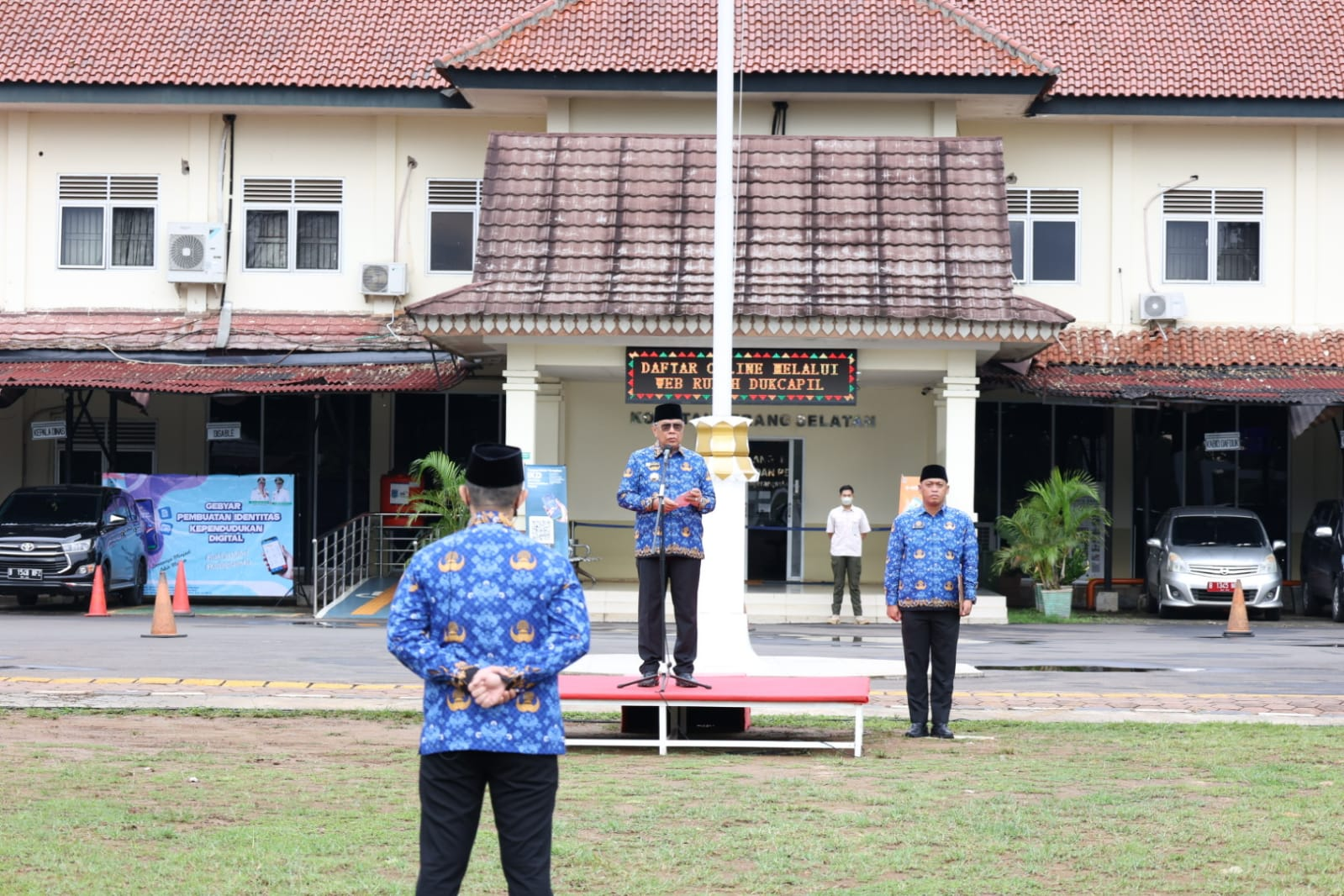 Gambar 2
