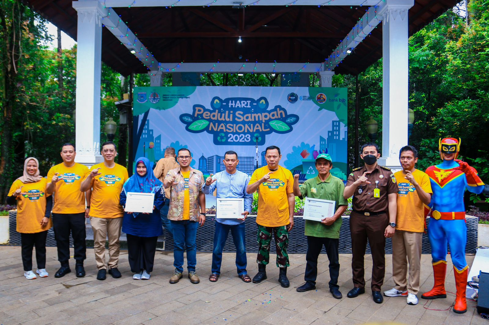 Gambar 2