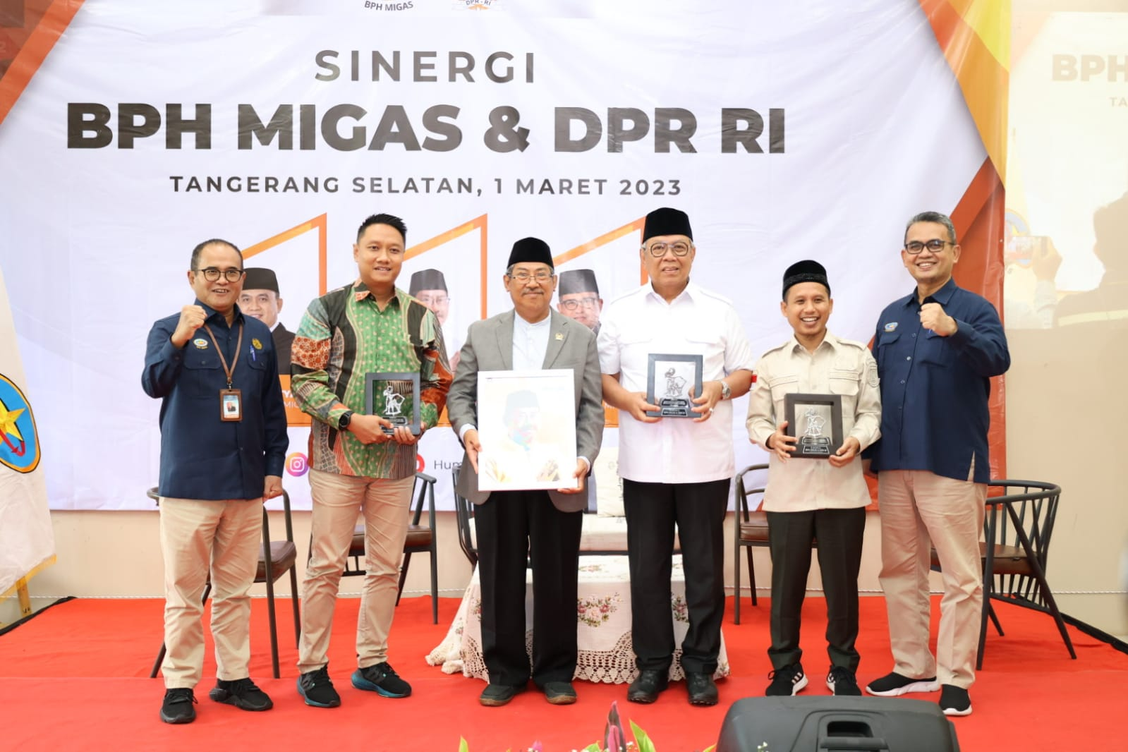Gambar 2