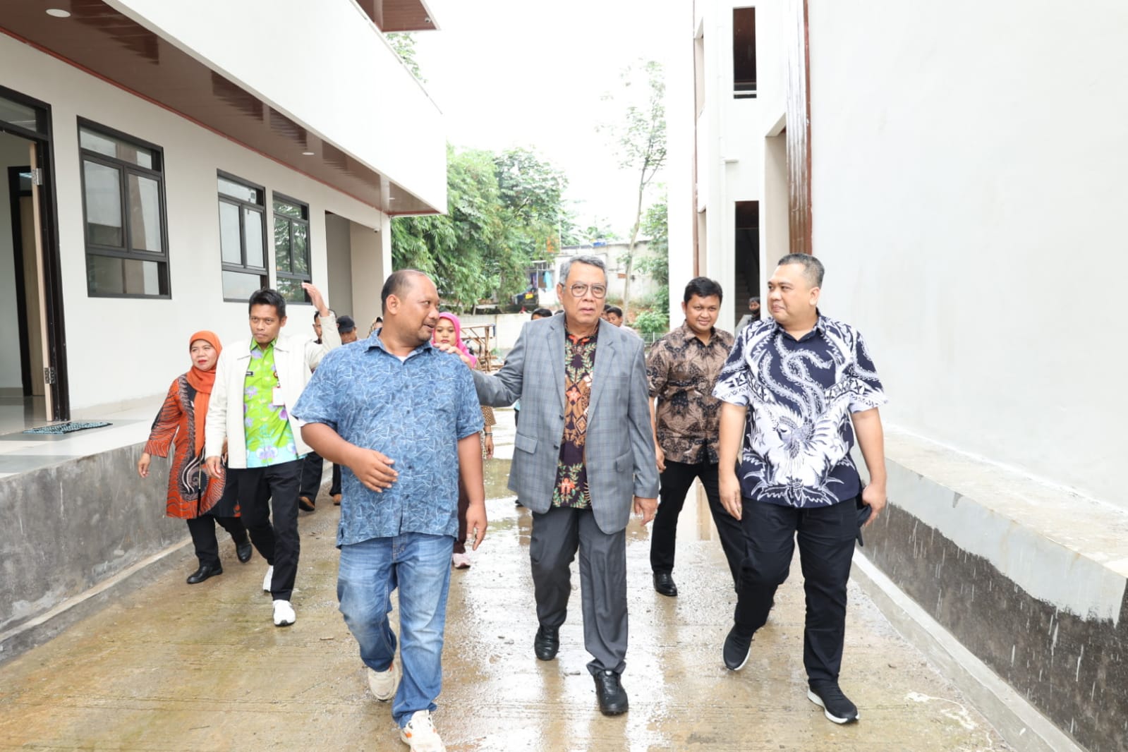 Gambar 2