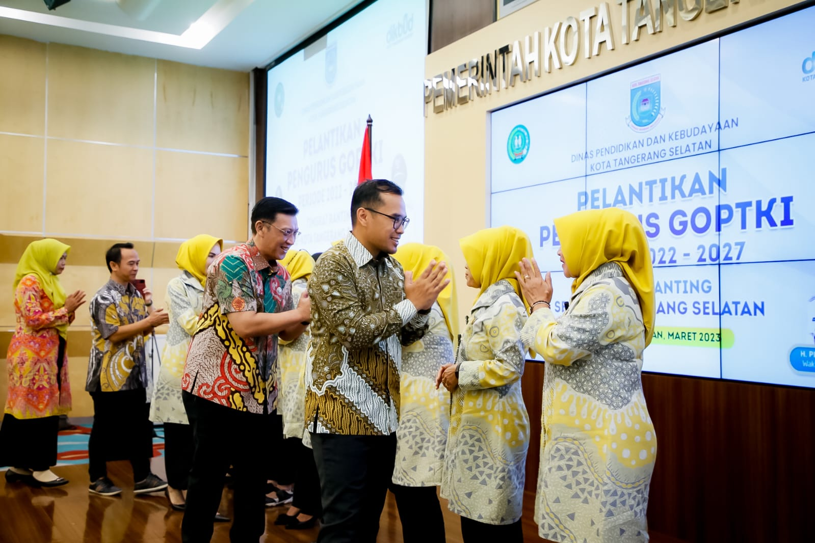 Gambar 2