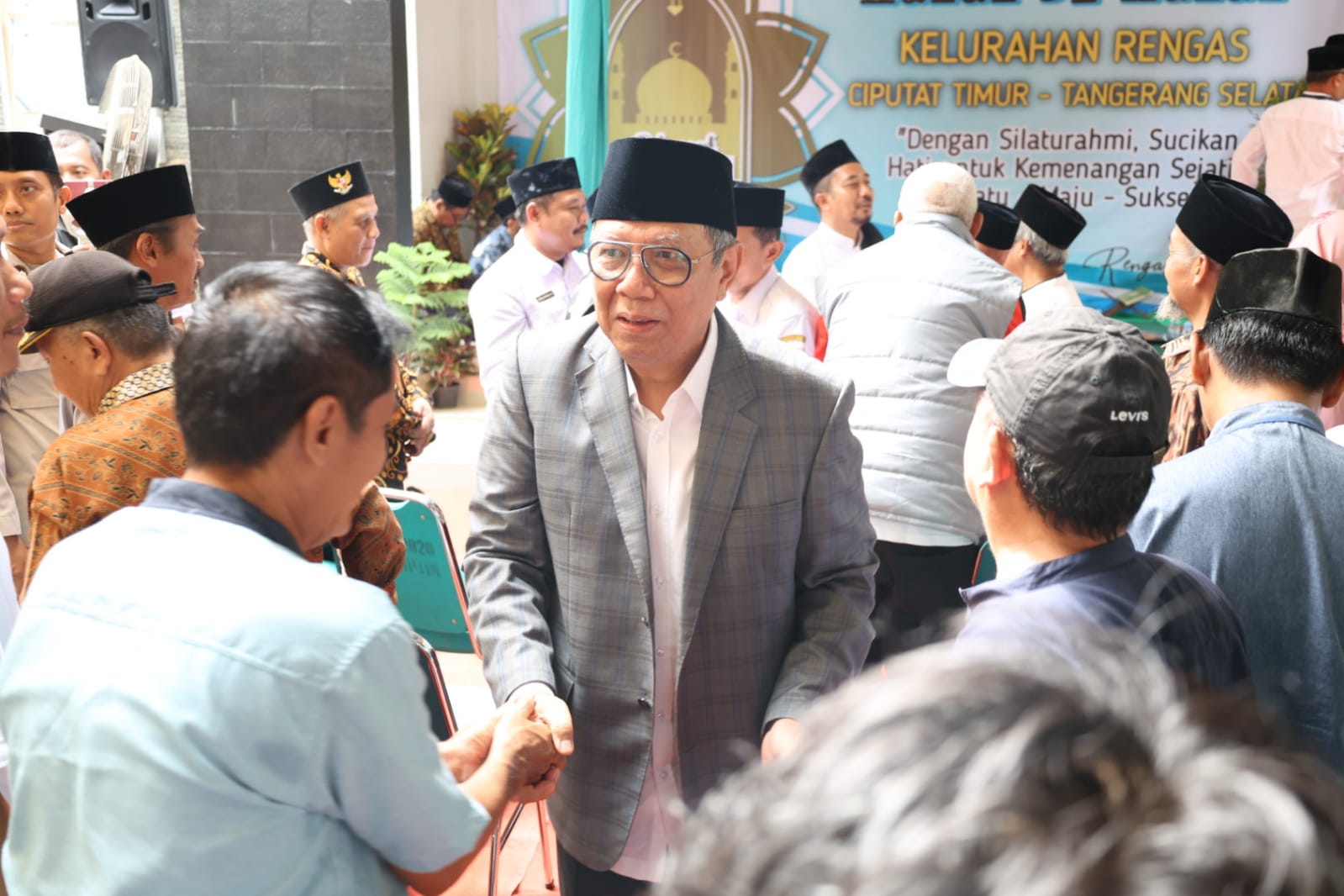 Gambar 2