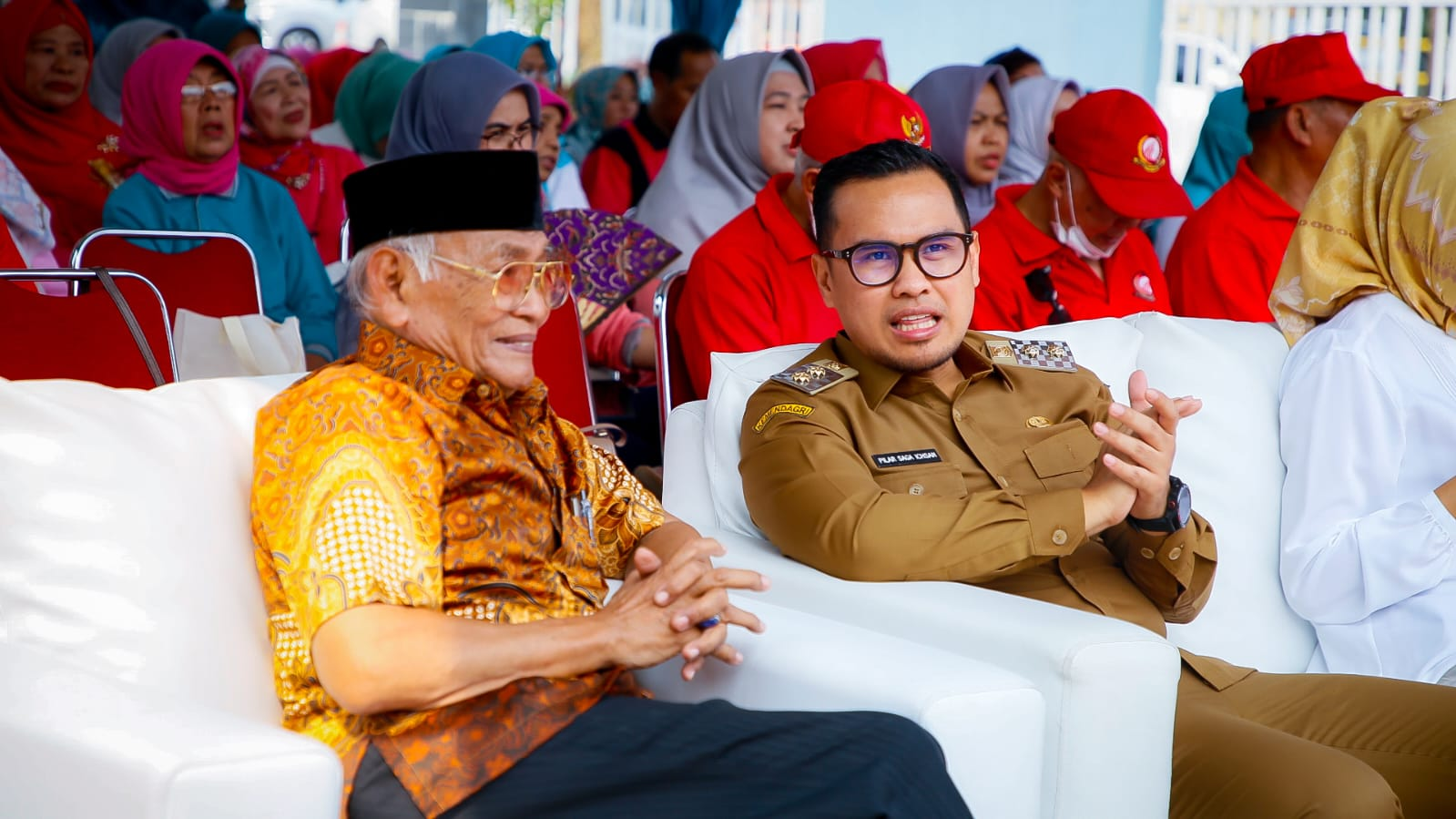 Gambar 2