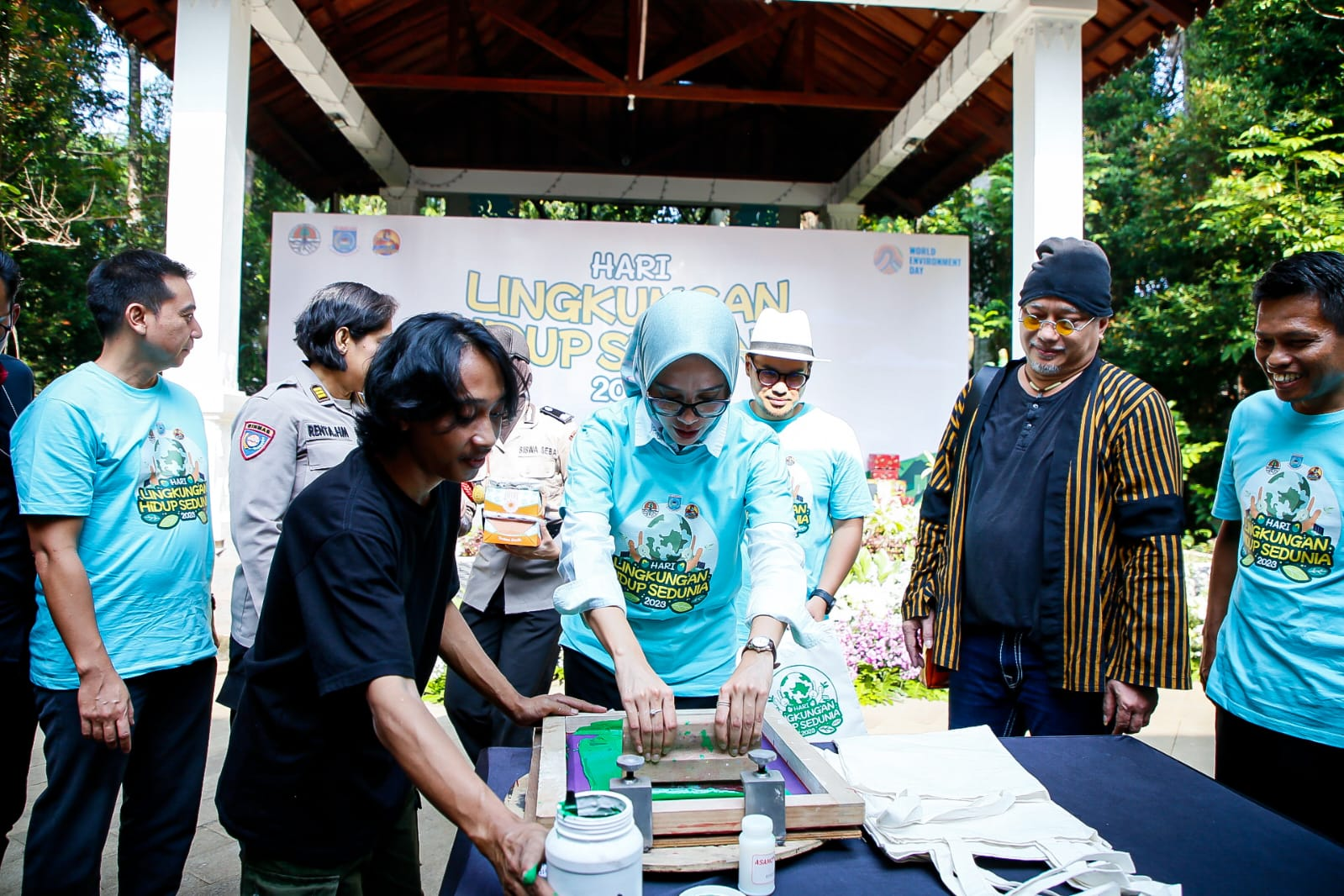 Gambar 2
