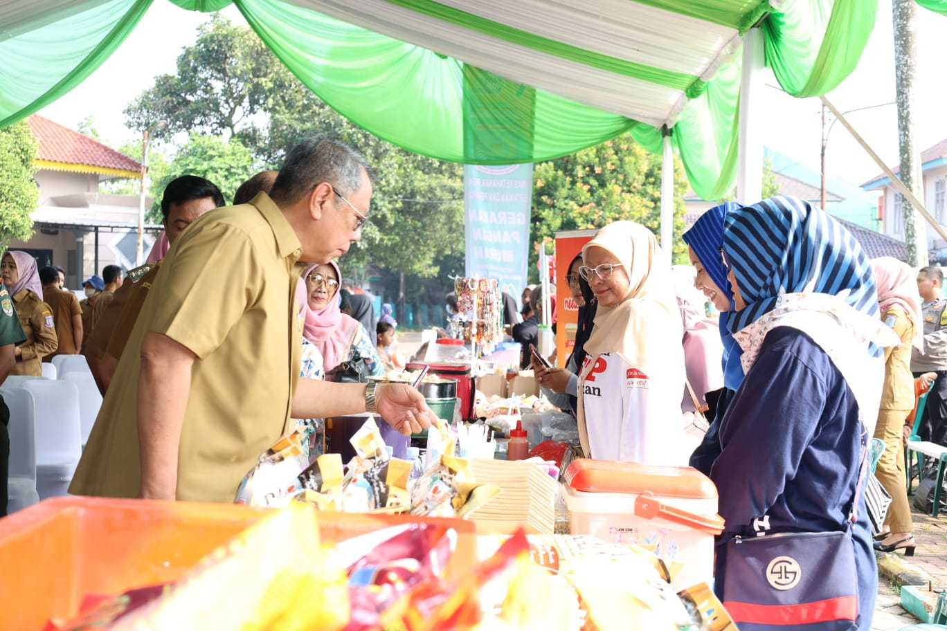 Gambar 2