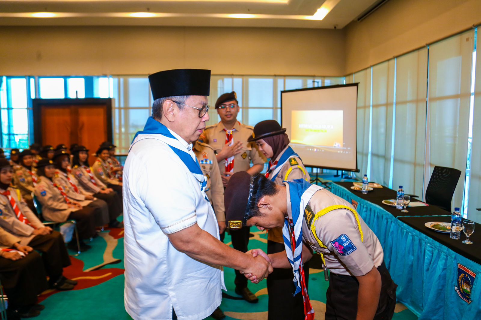 Gambar 2
