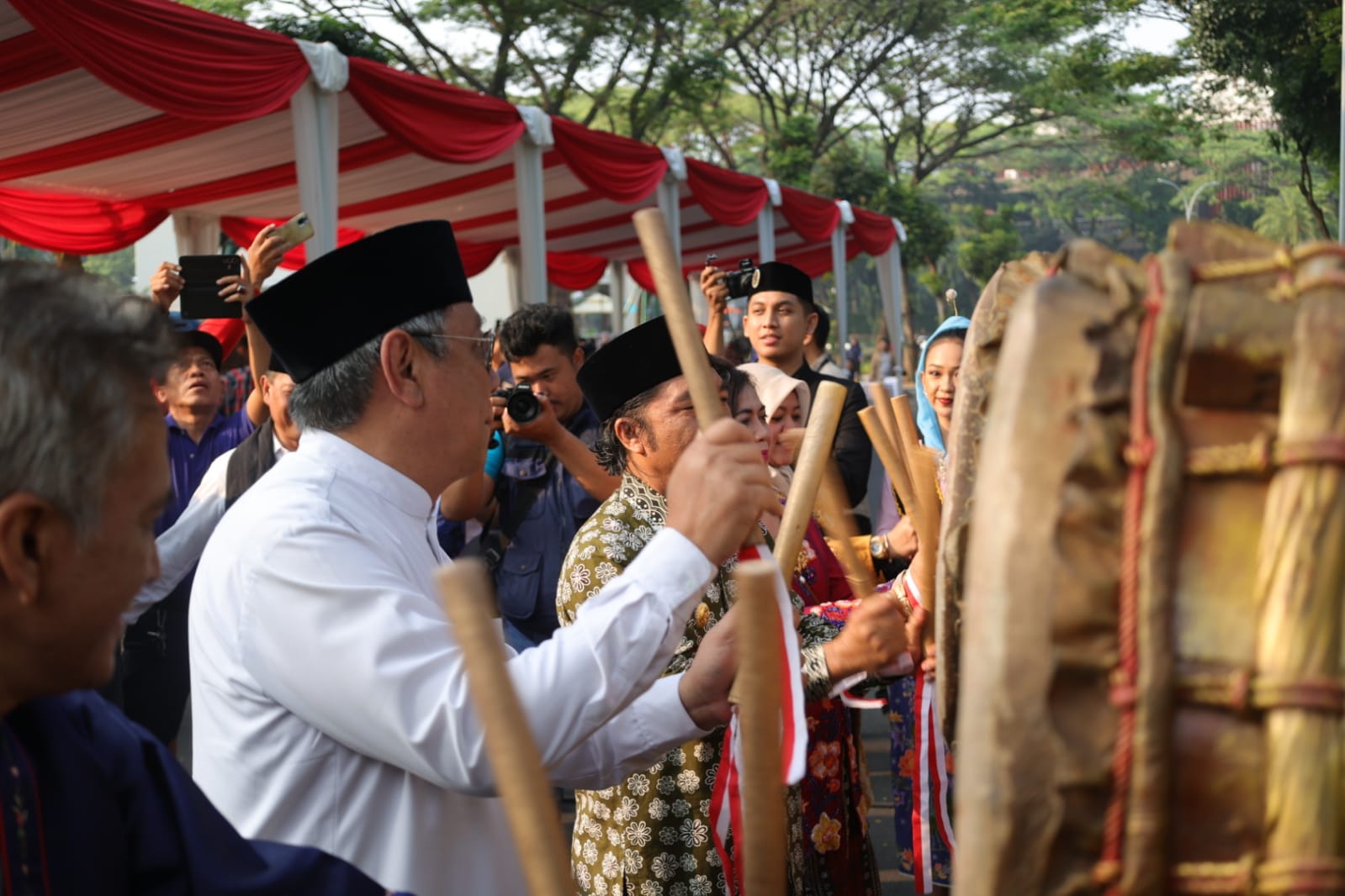 Gambar 2