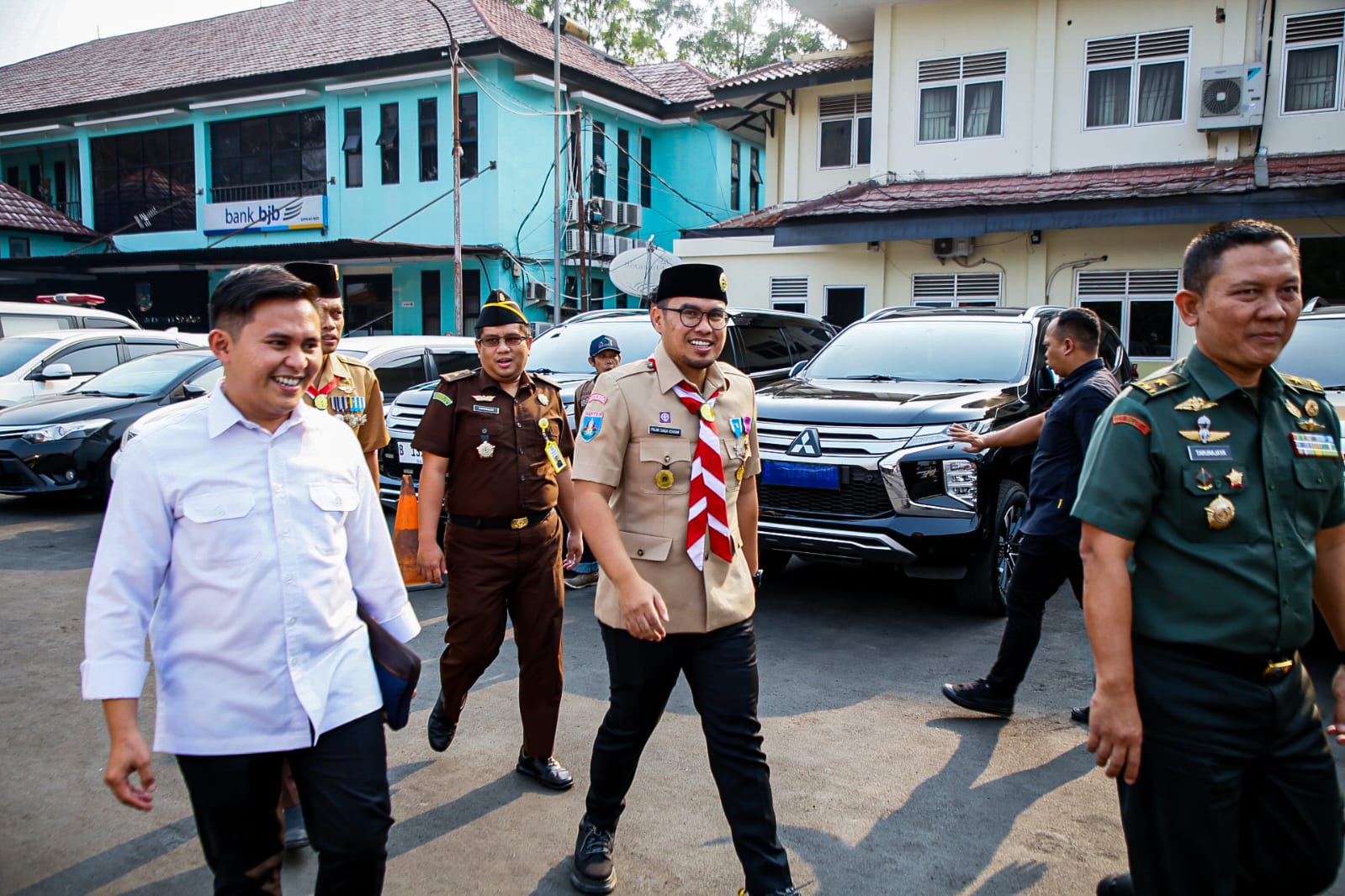 Gambar 2