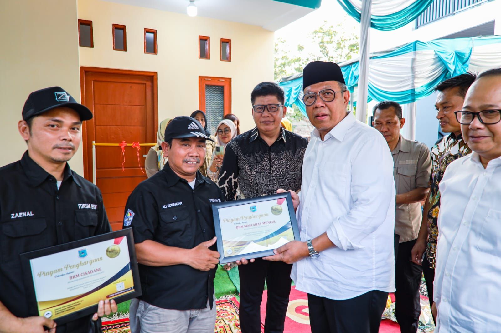 Gambar 2