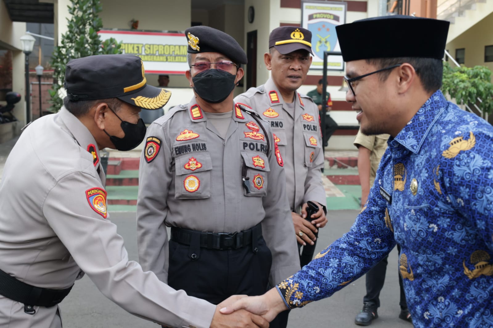 Gambar 4