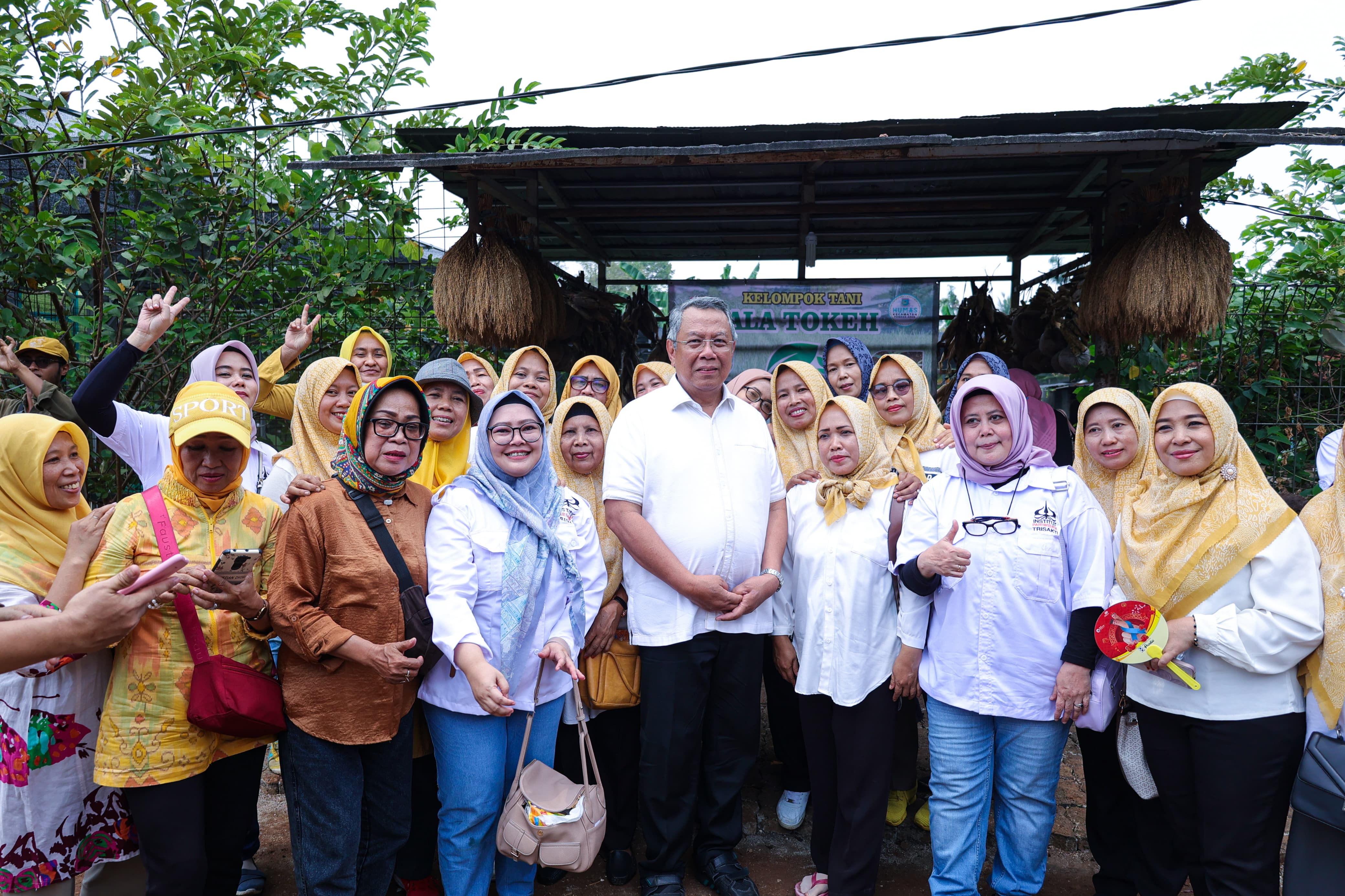 Gambar 2
