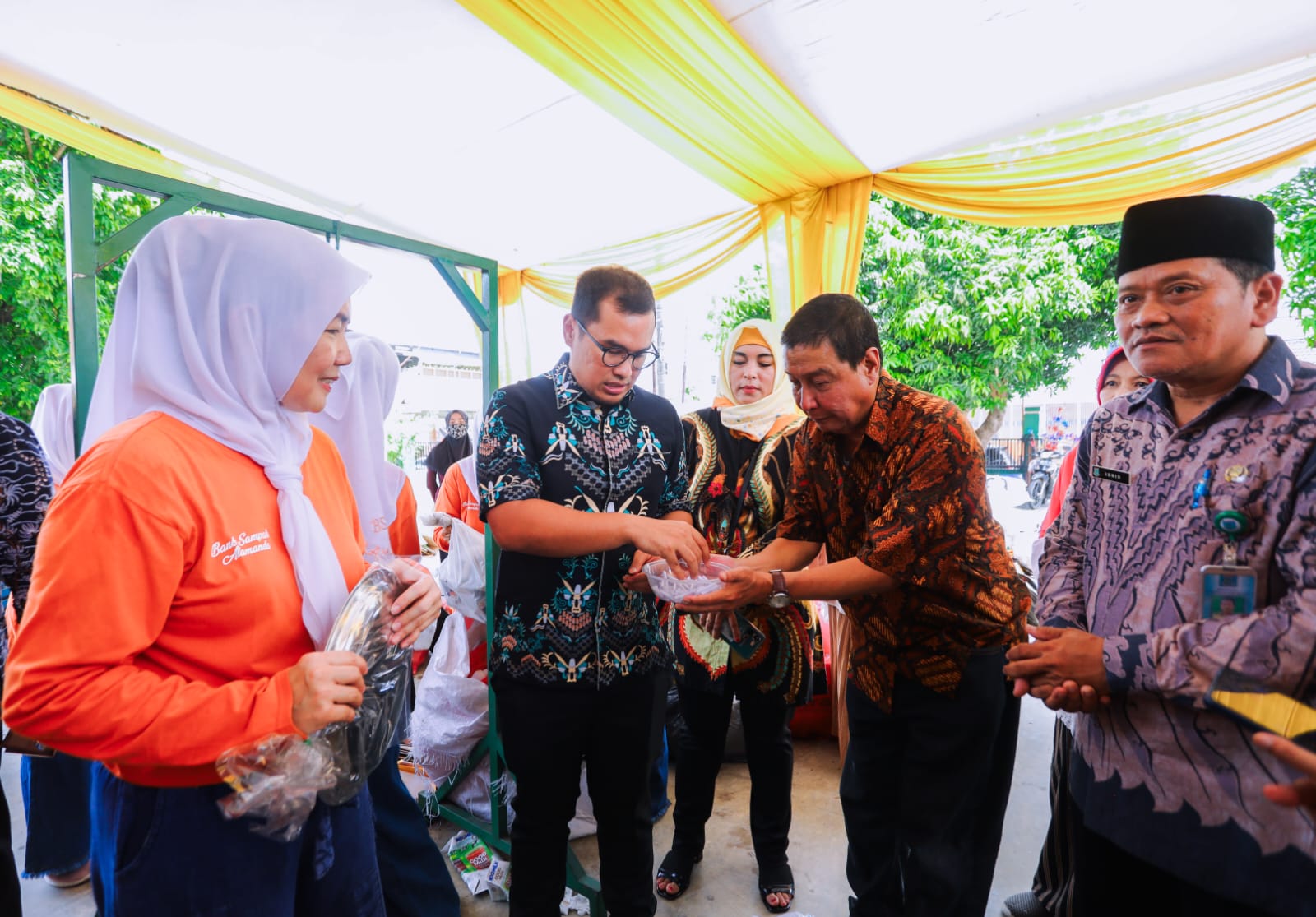 Gambar 2