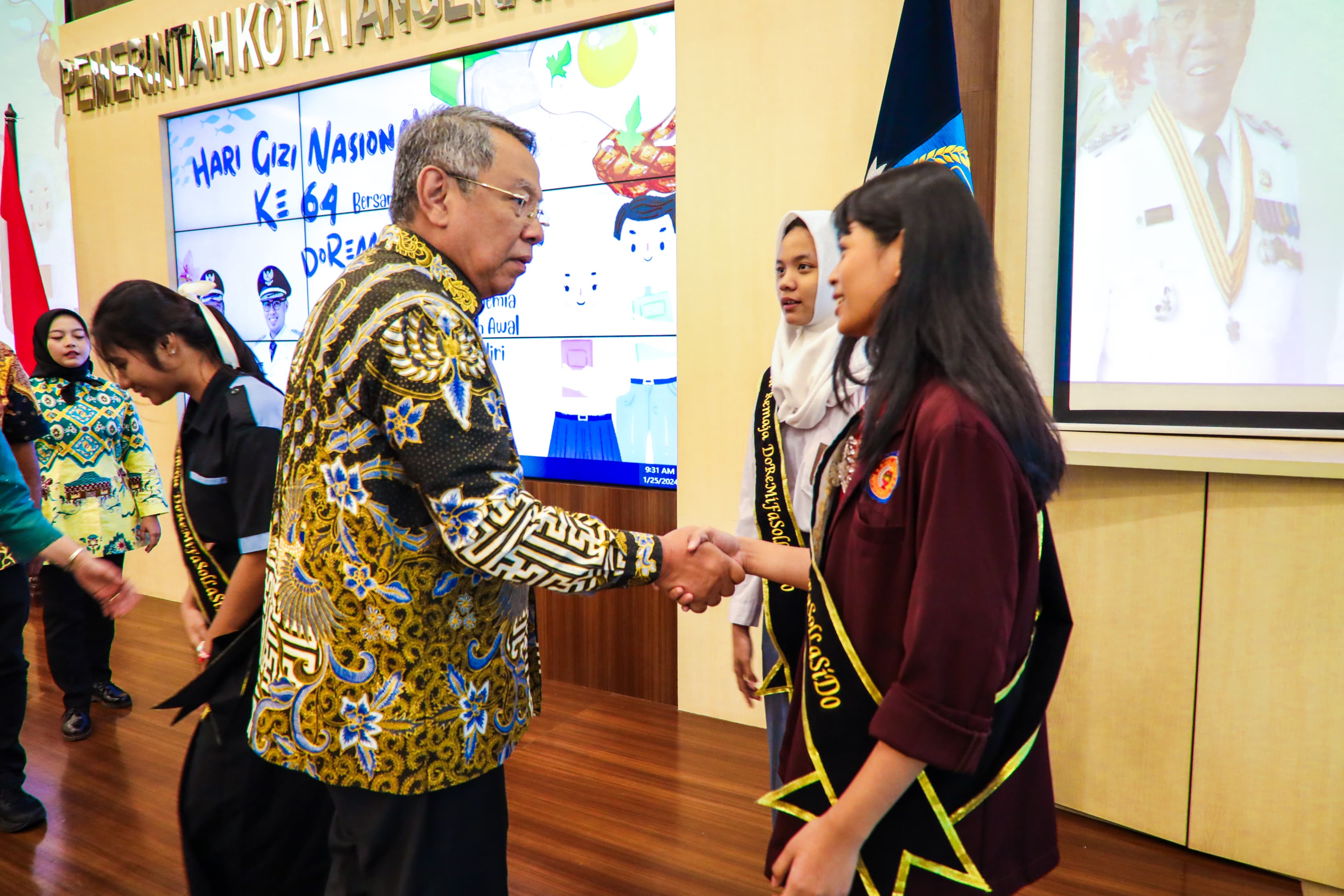 Gambar 2