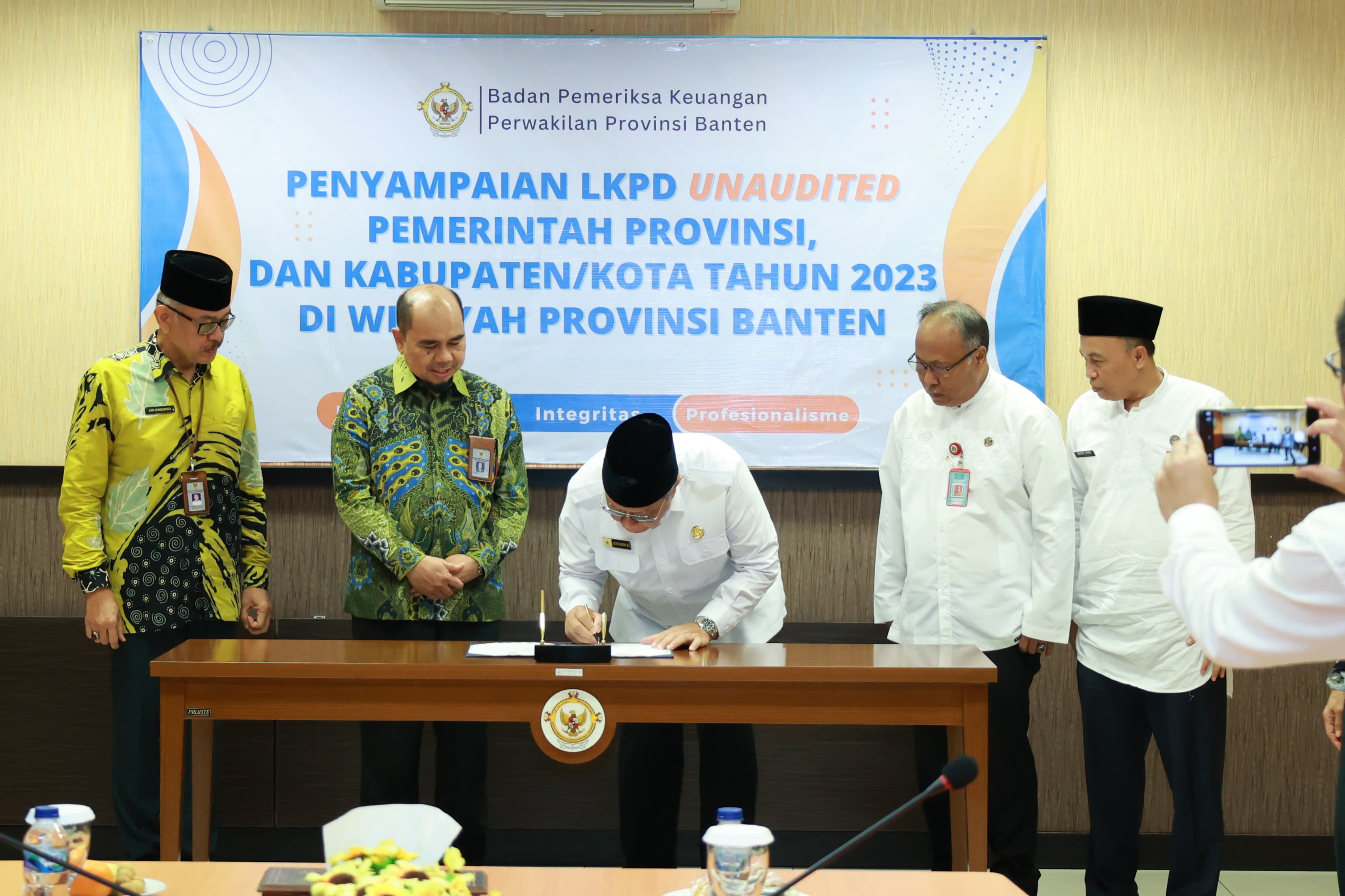 Gambar 2
