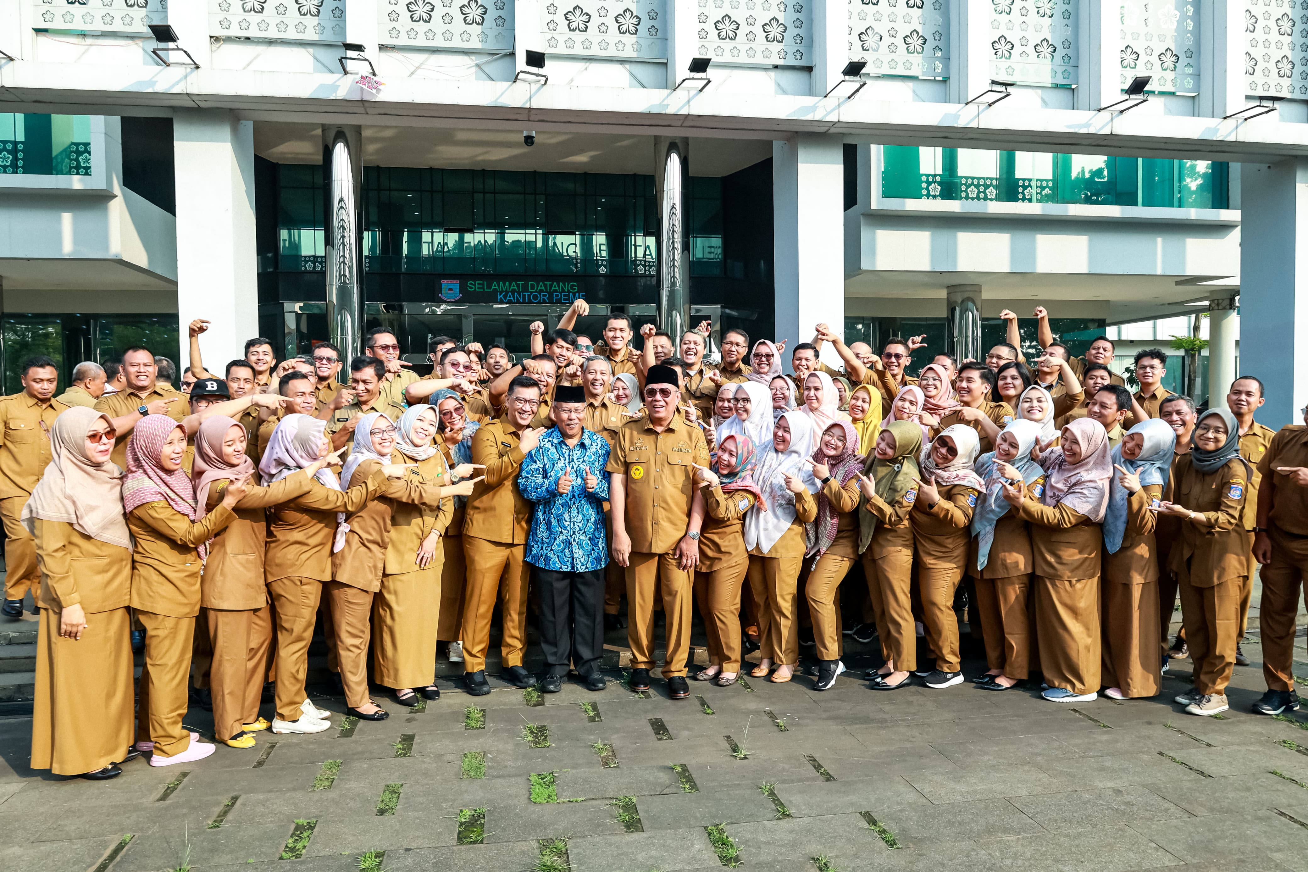 Gambar 2