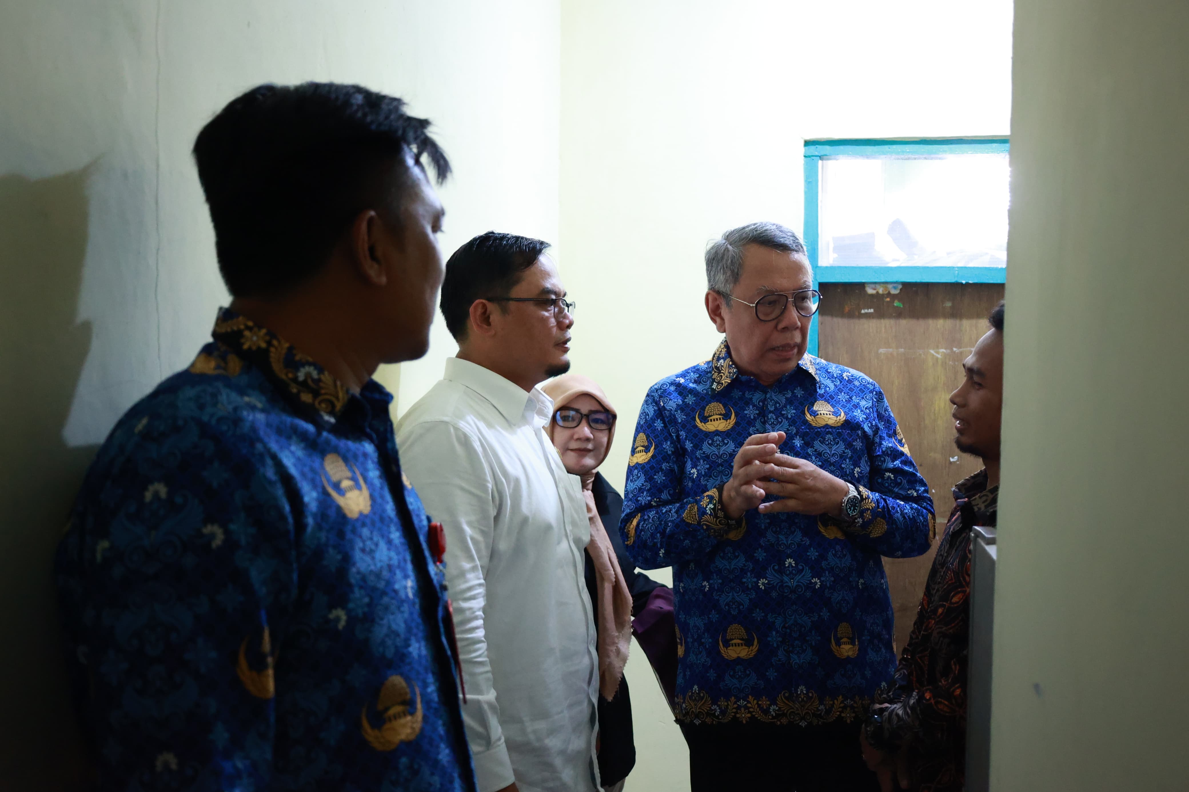 Gambar 2