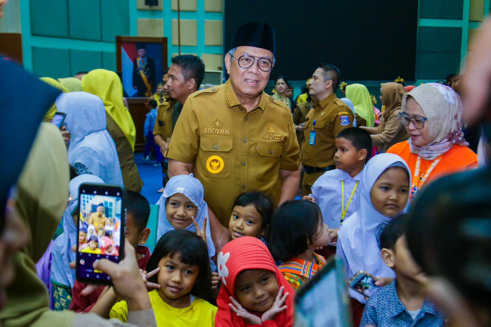 Gambar 2