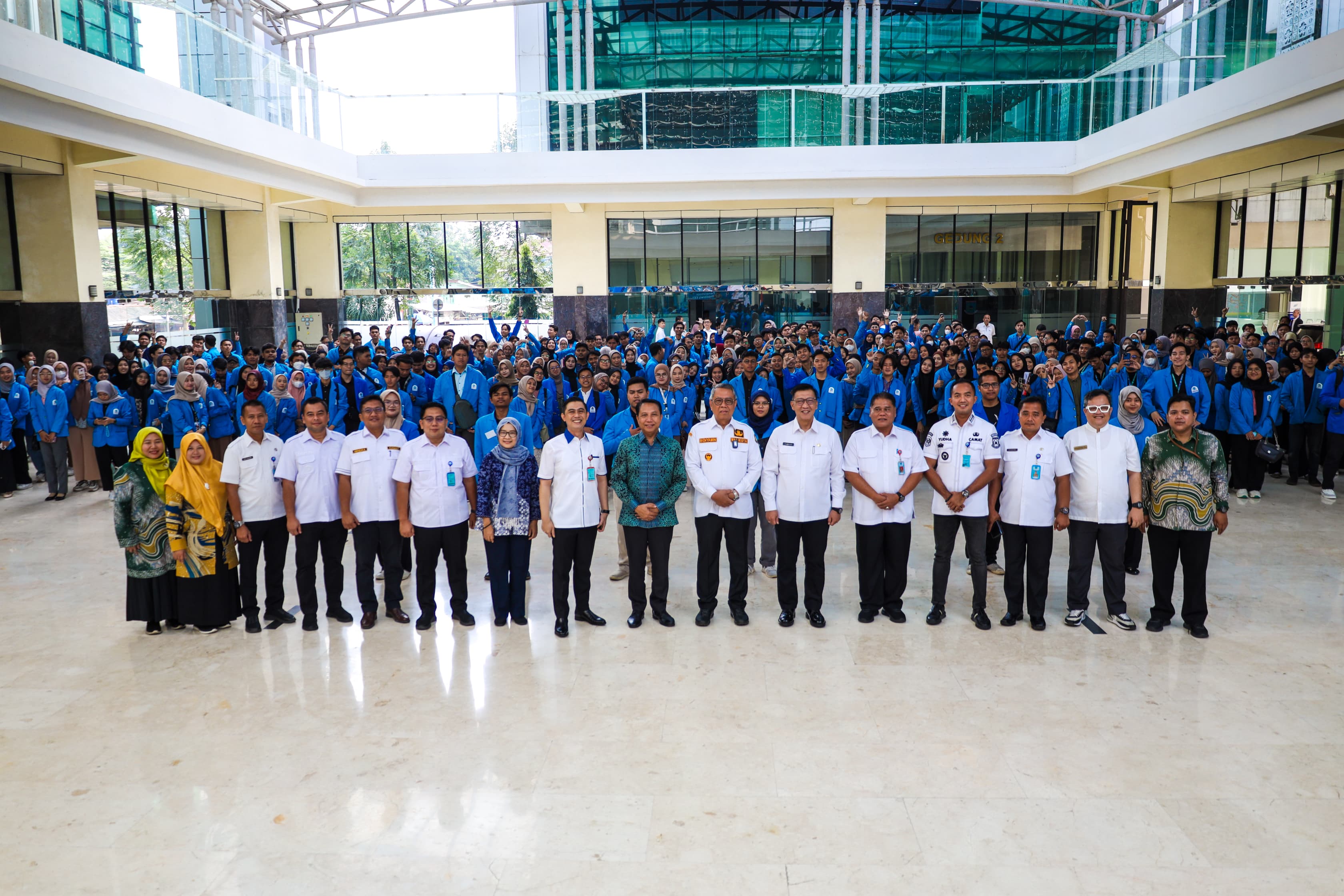 Gambar 2