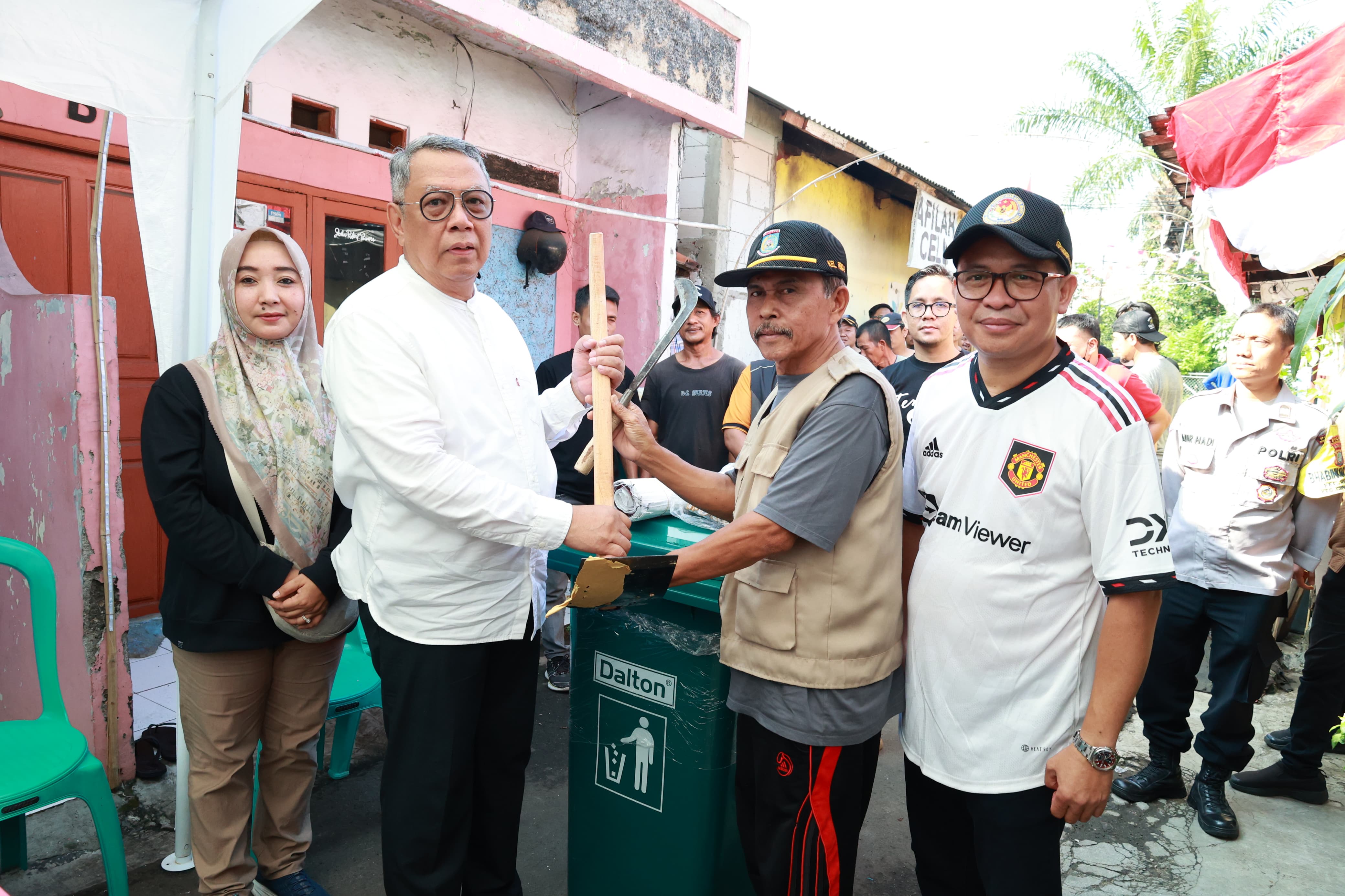 Gambar 2