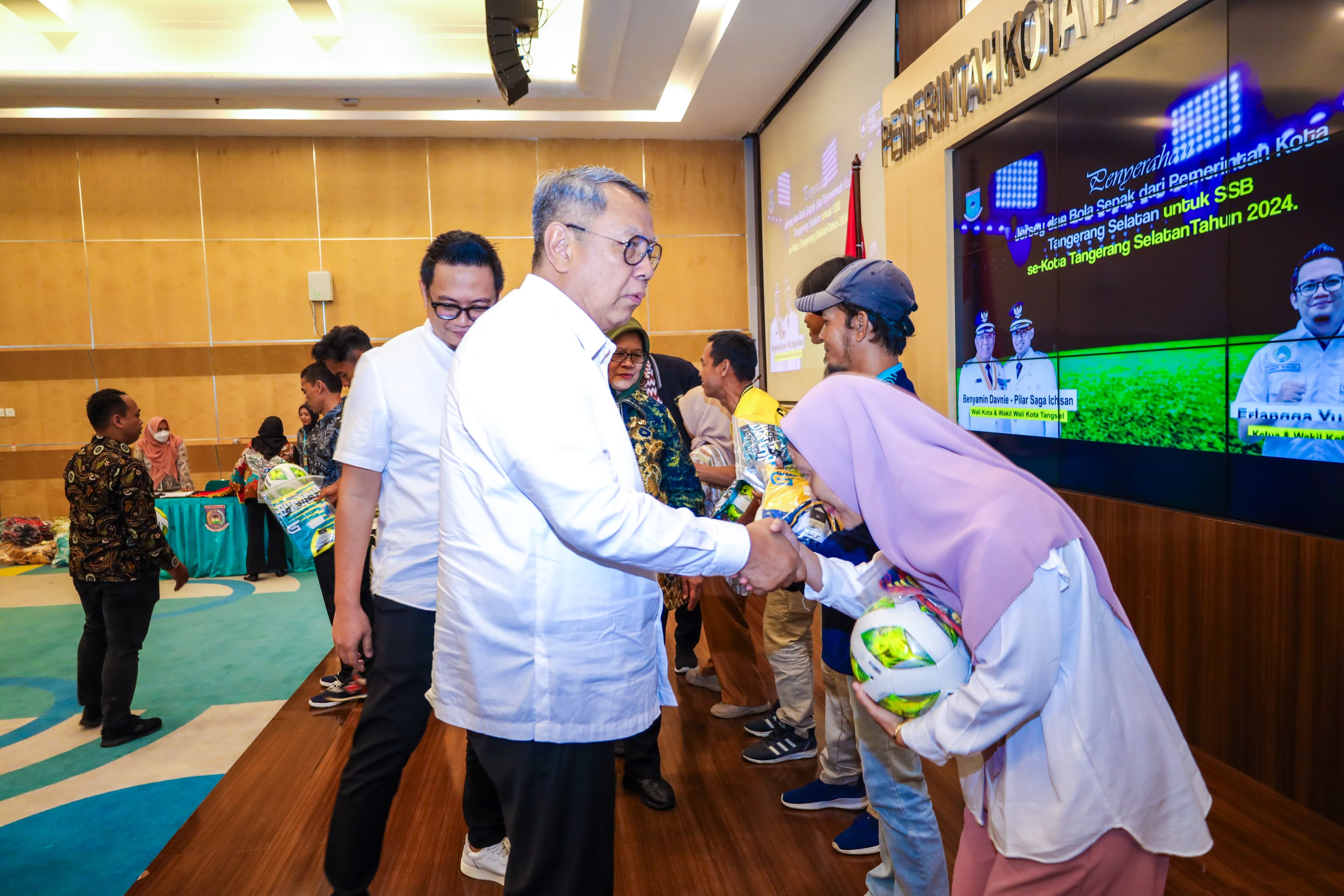 Gambar 2