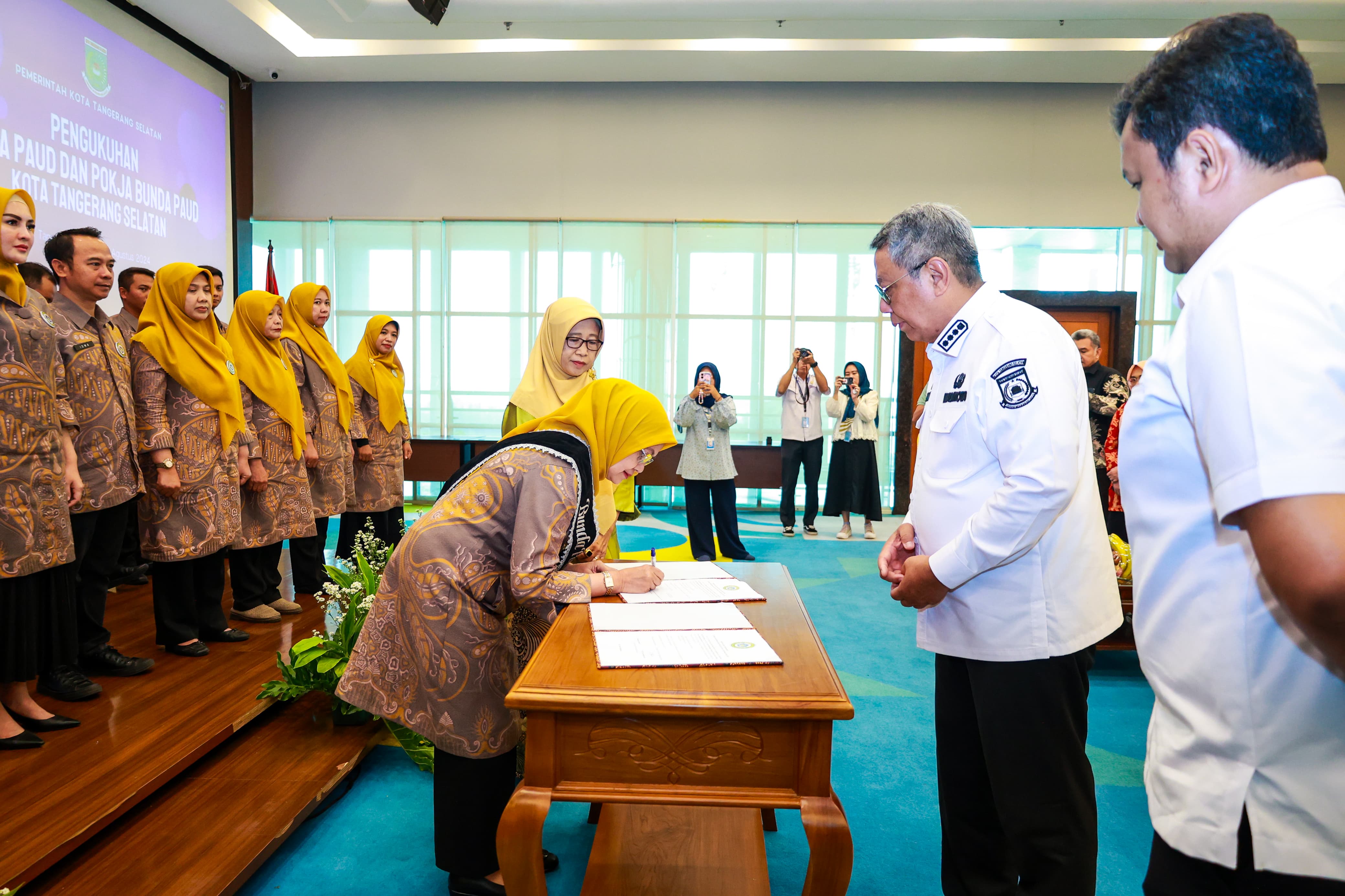 Gambar 2