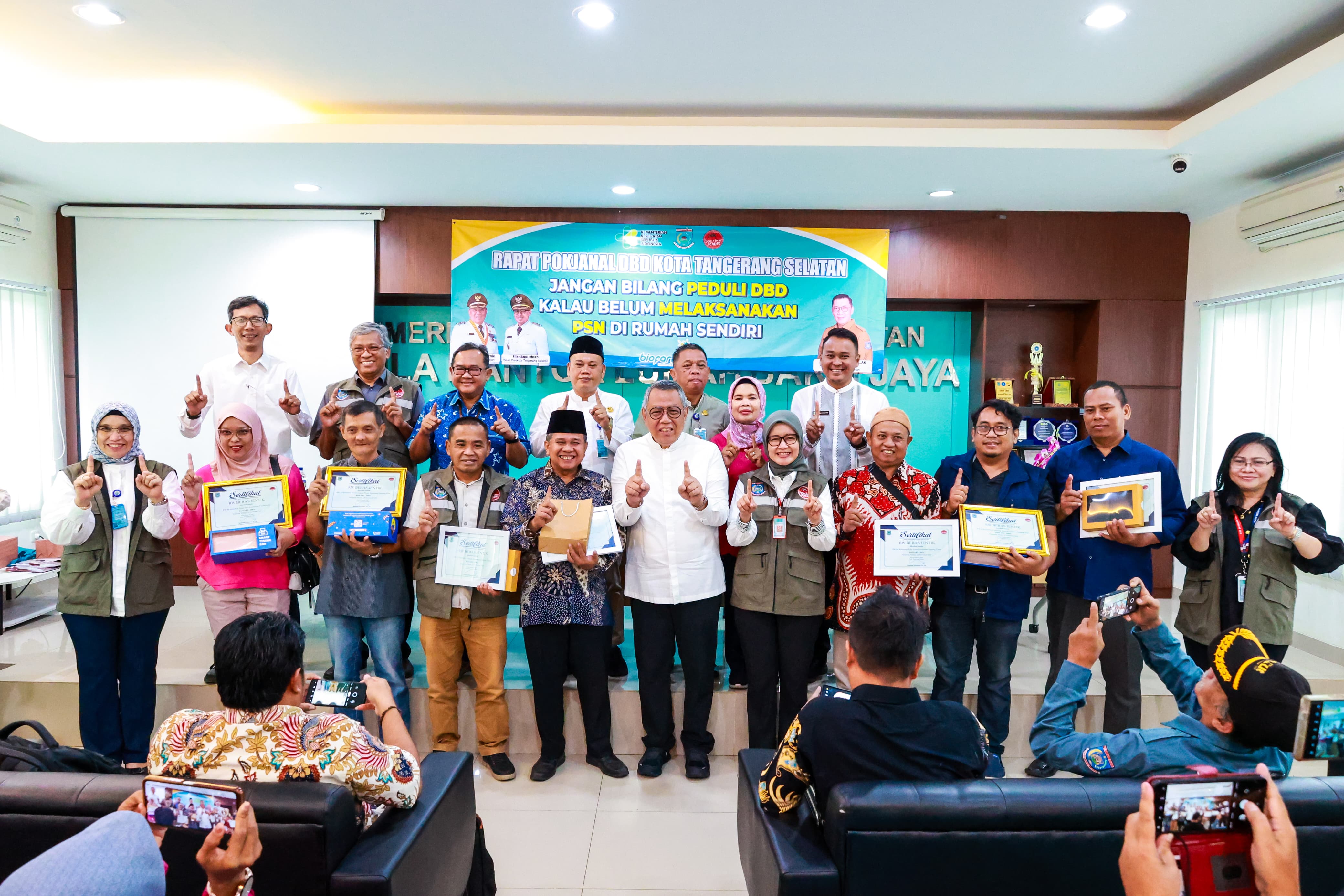 Gambar 2