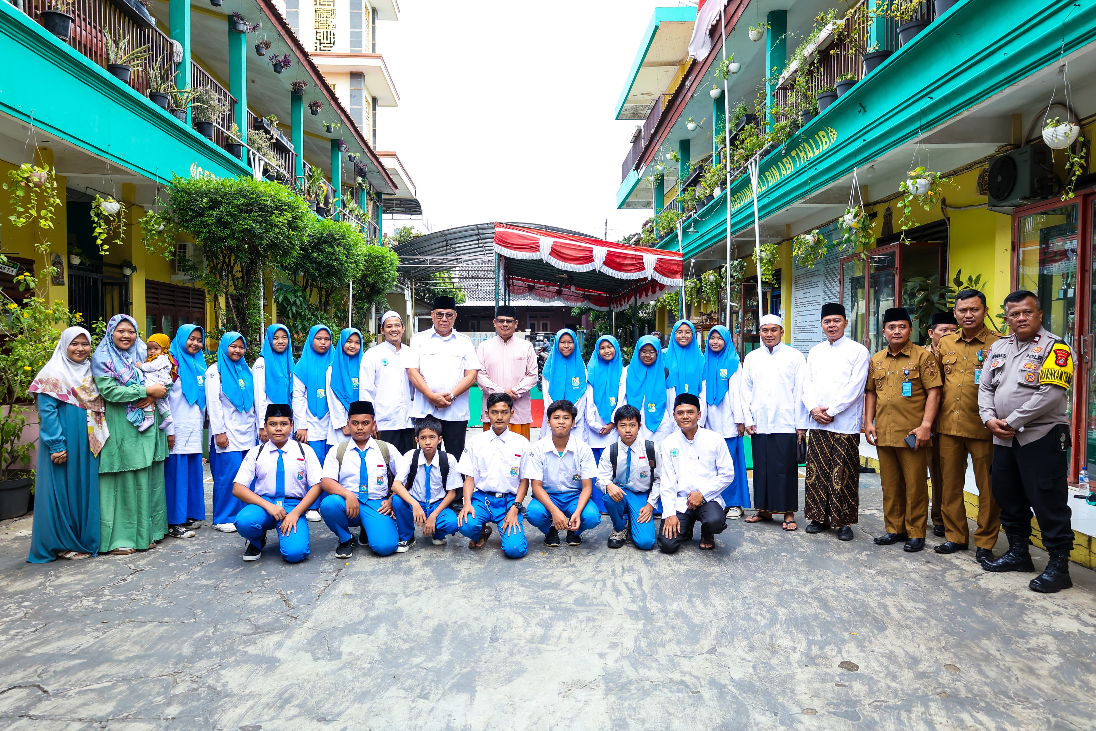 Gambar 2