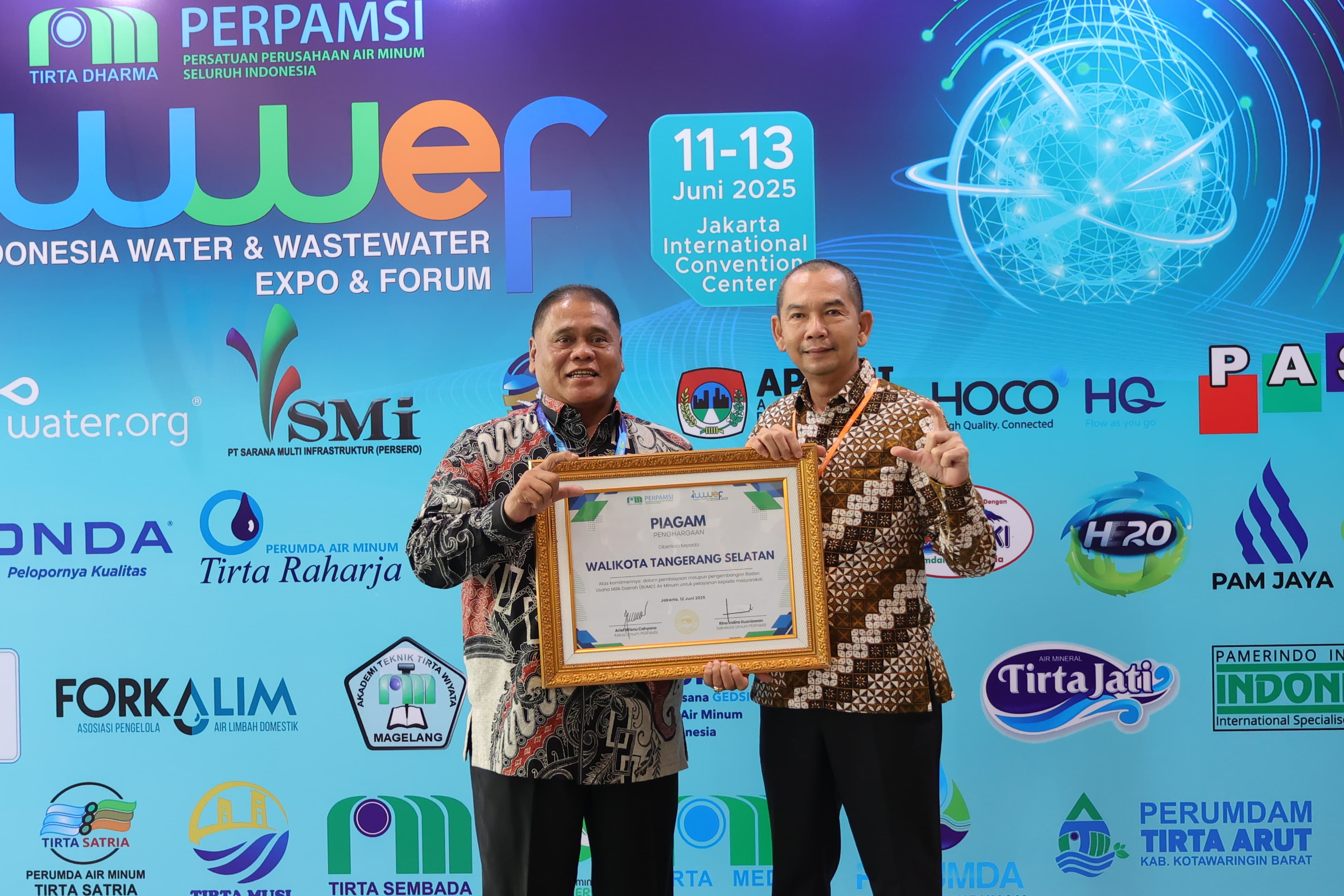 Gambar 2