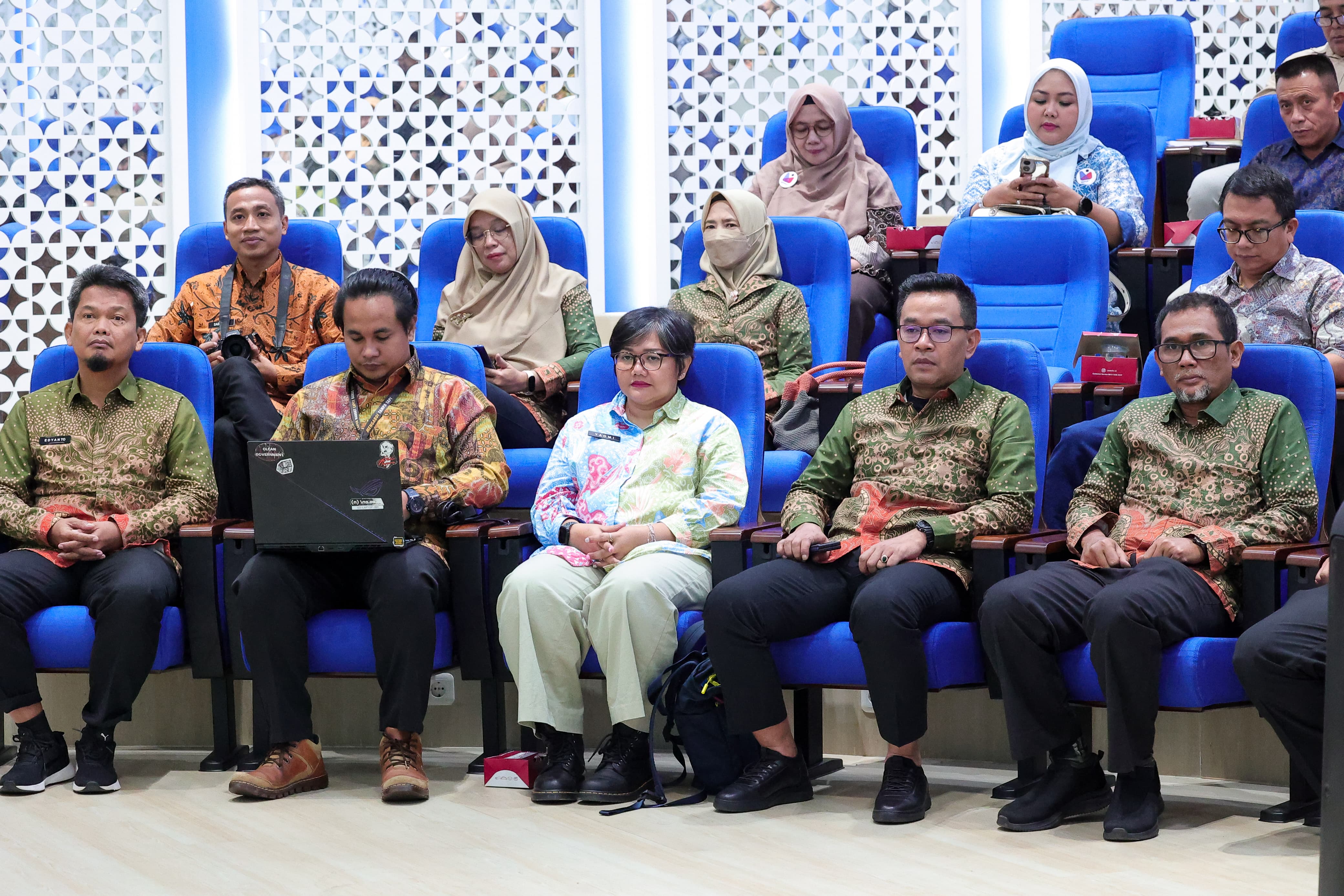 Gambar 2