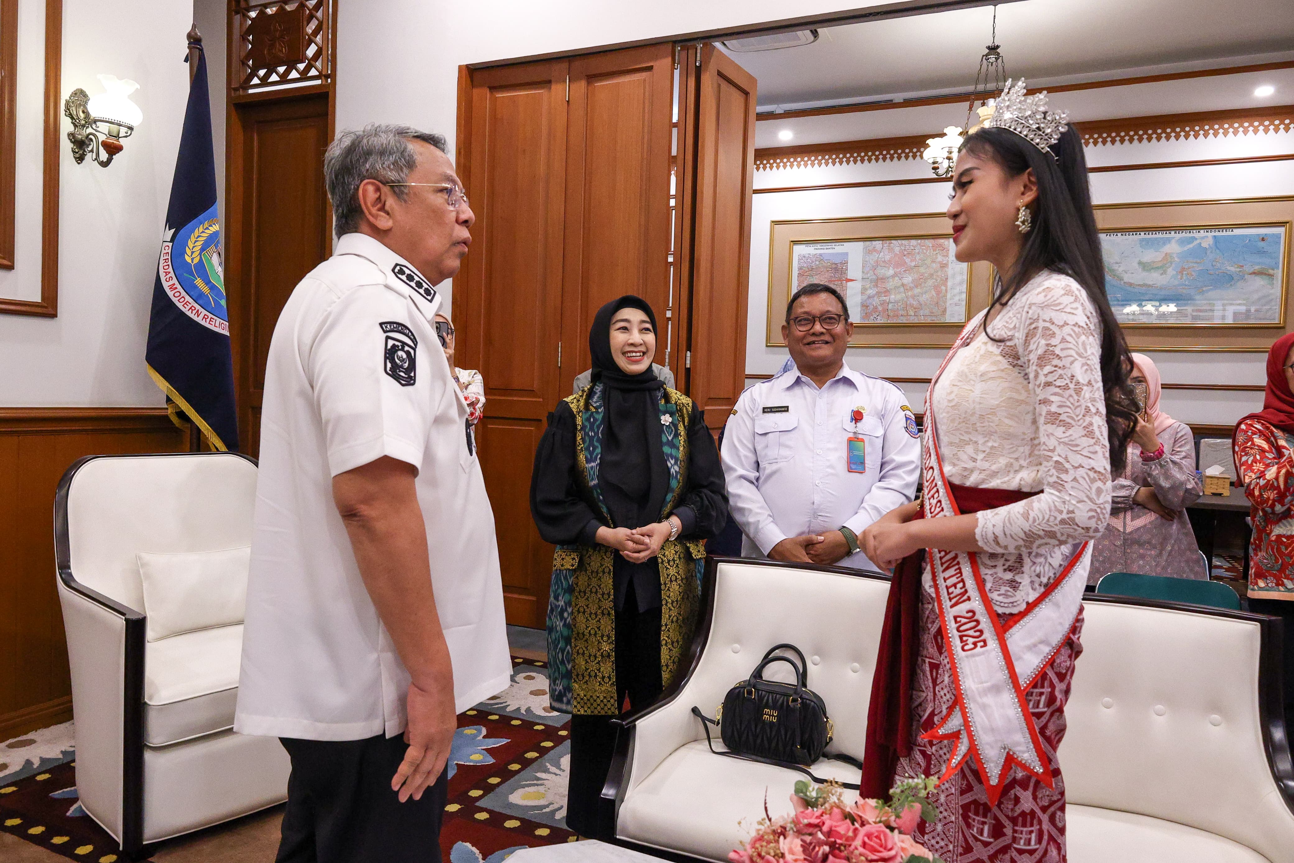 Gambar 2