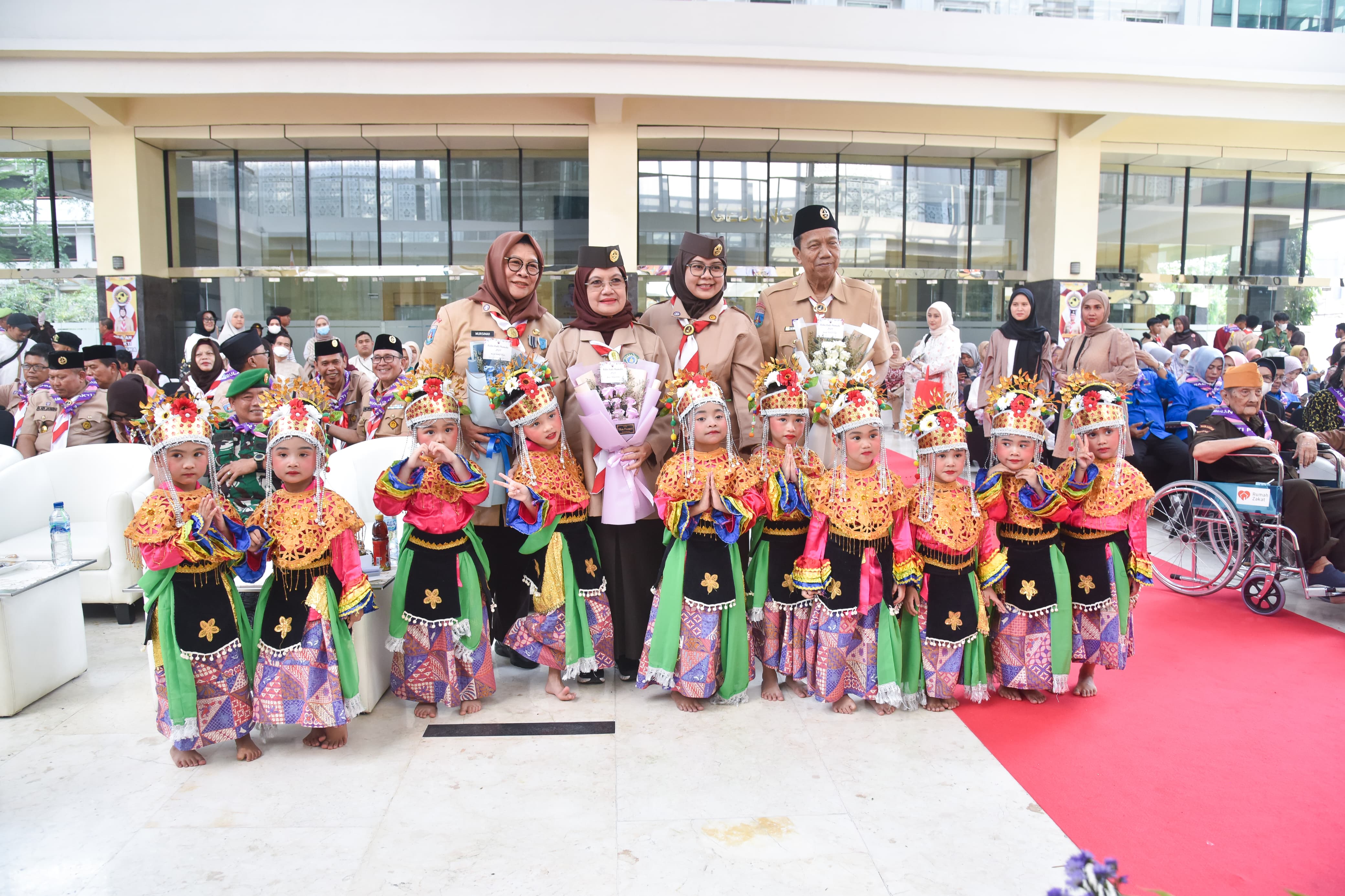 Gambar 2